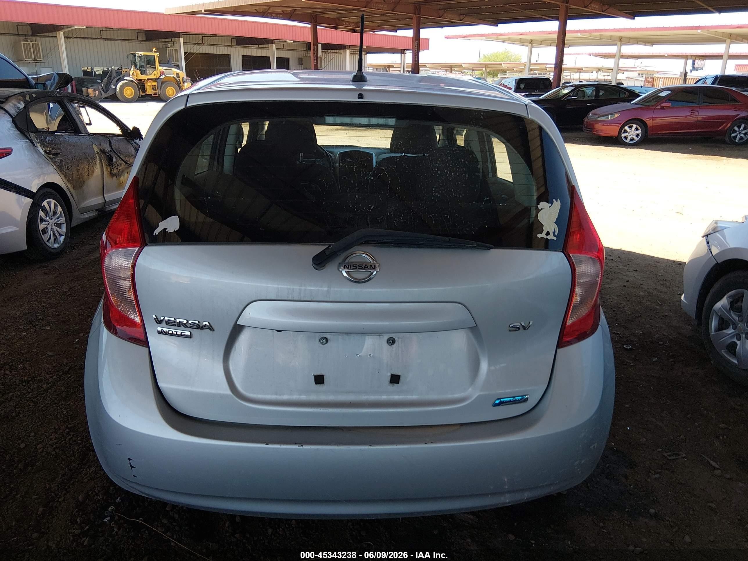 2015 Nissan Versa Note Sv Silver vin: 3N1CE2CP8FL441716