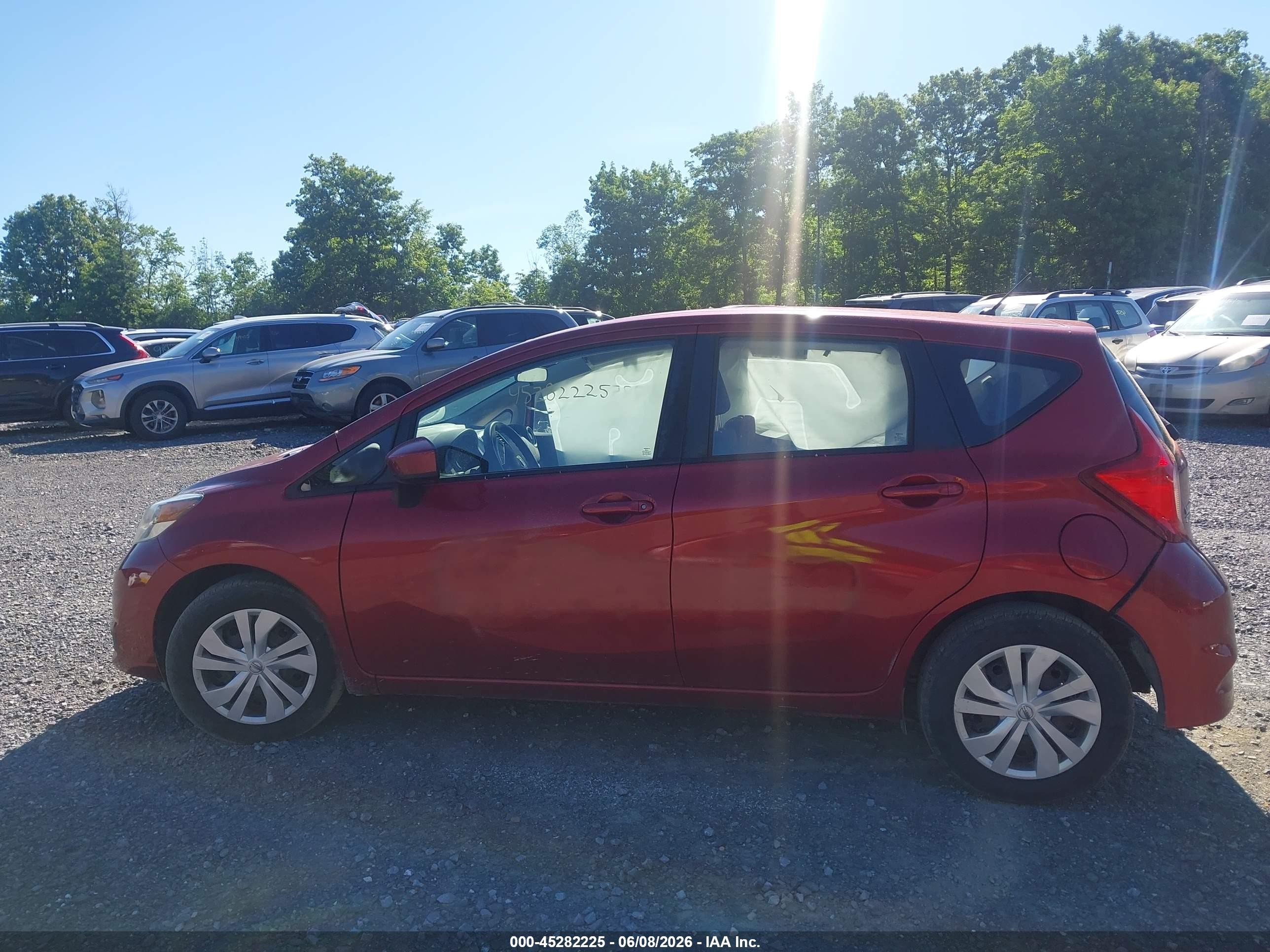 2017 Nissan Versa Note S Plus Red vin: 3N1CE2CP8HL368009