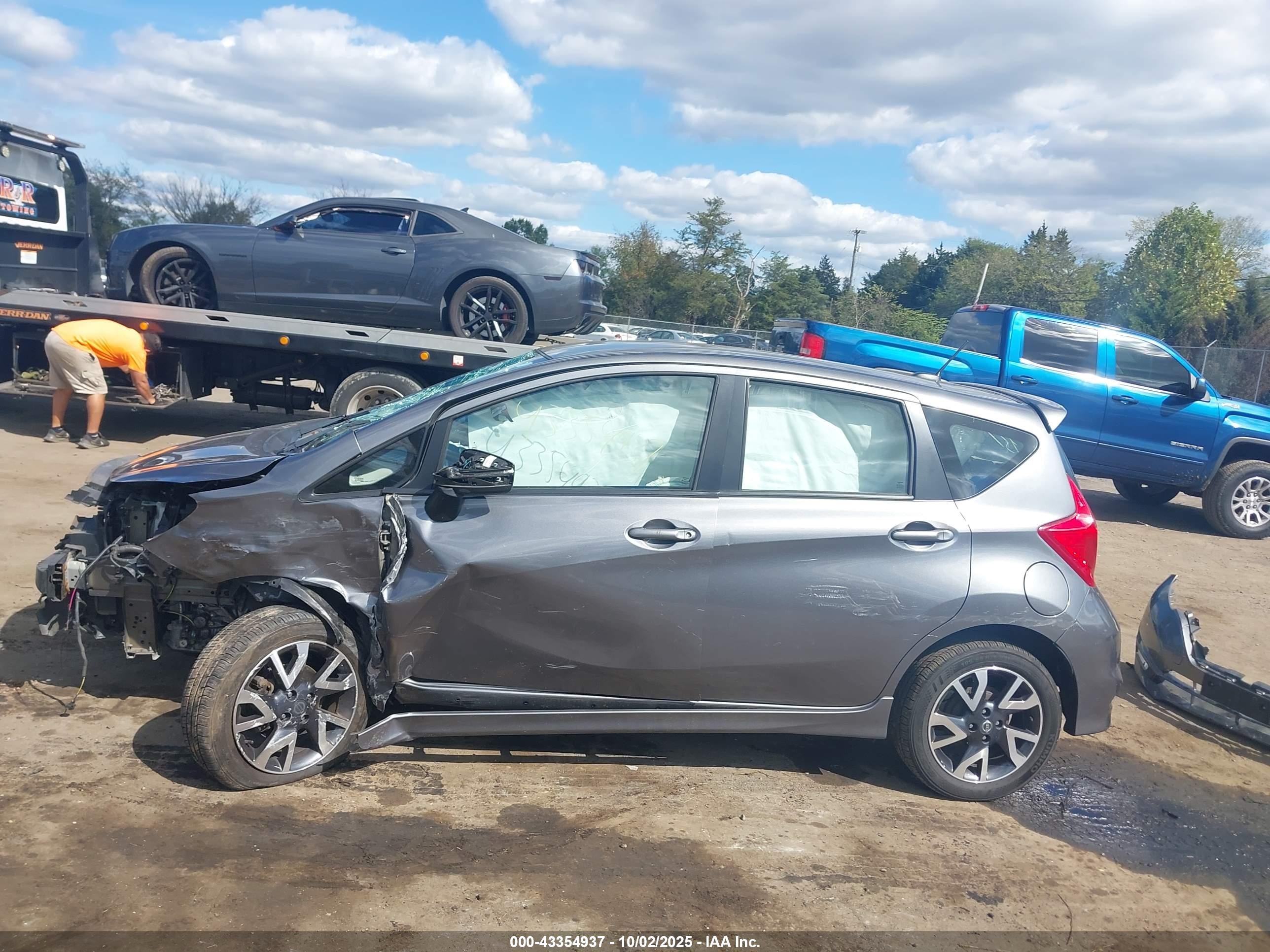 2017 Nissan Versa Note Sr Gray vin: 3N1CE2CP8HL378605