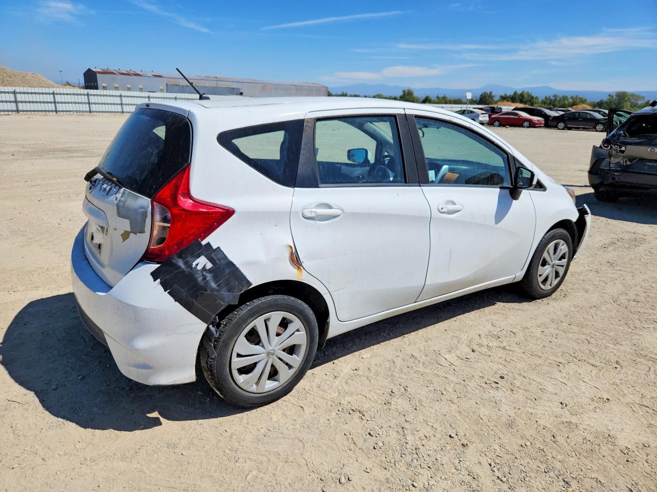 2019 Nissan Versa Note S White vin: 3N1CE2CP8KL356787