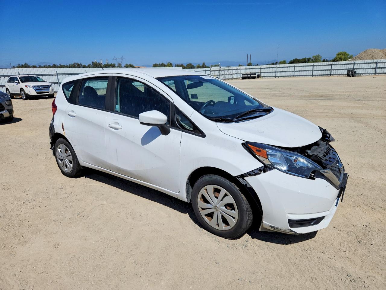 2019 Nissan Versa Note S White vin: 3N1CE2CP8KL356787