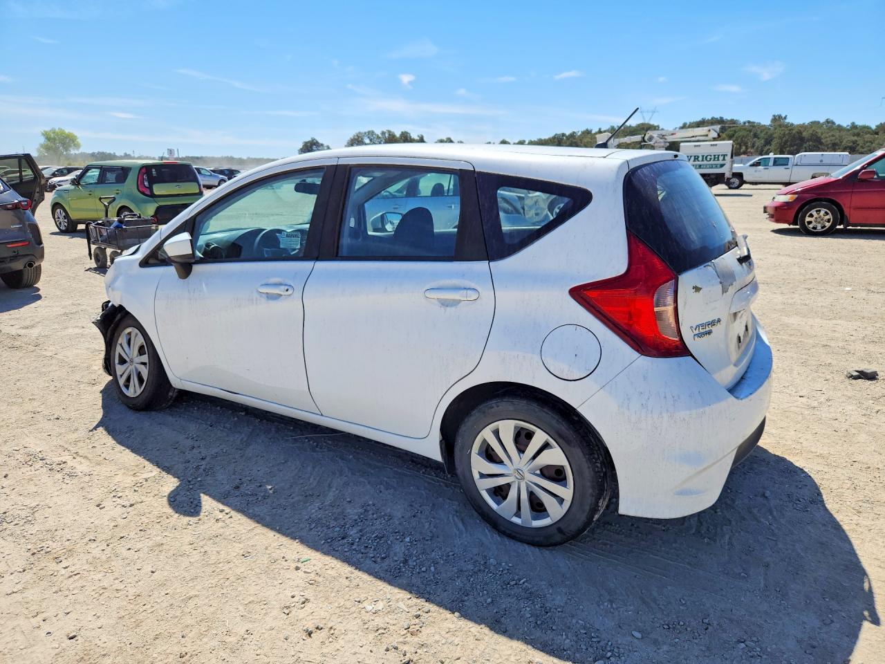 2019 Nissan Versa Note S White vin: 3N1CE2CP8KL356787