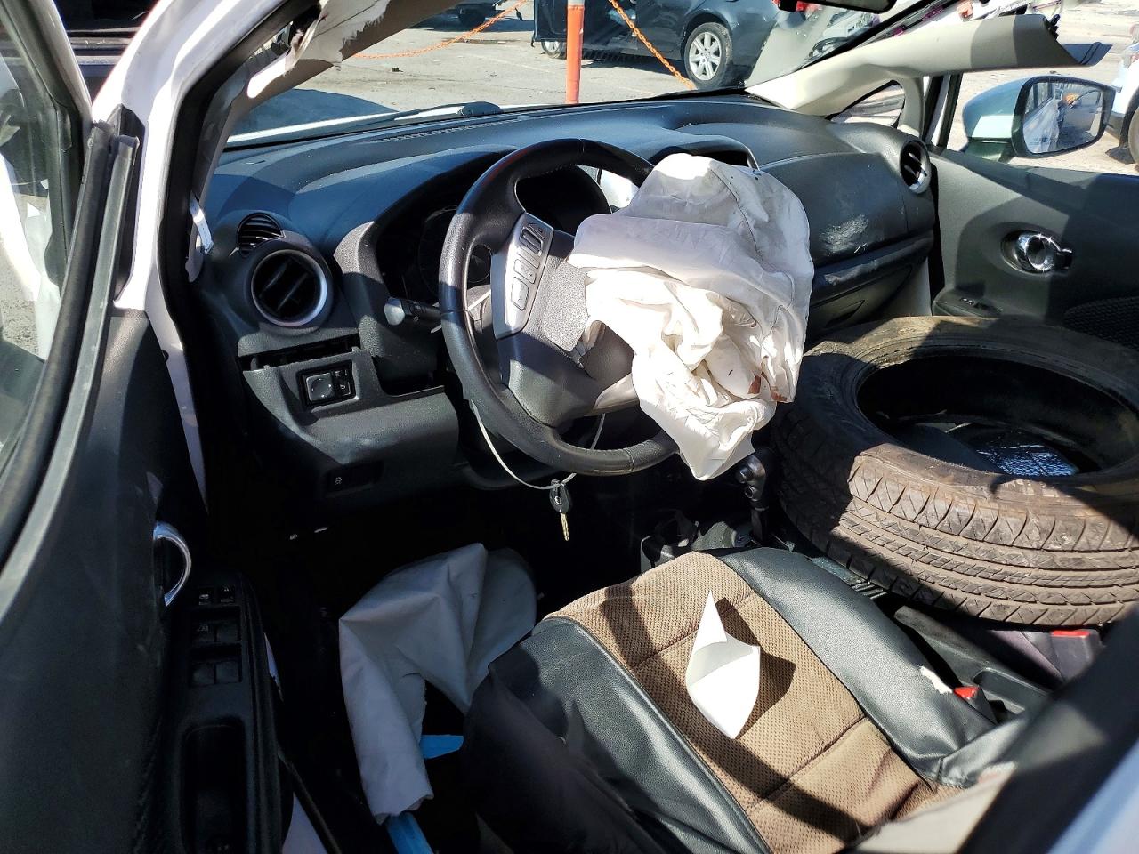 2019 Nissan Versa Note Sv White vin: 3N1CE2CP8KL362038