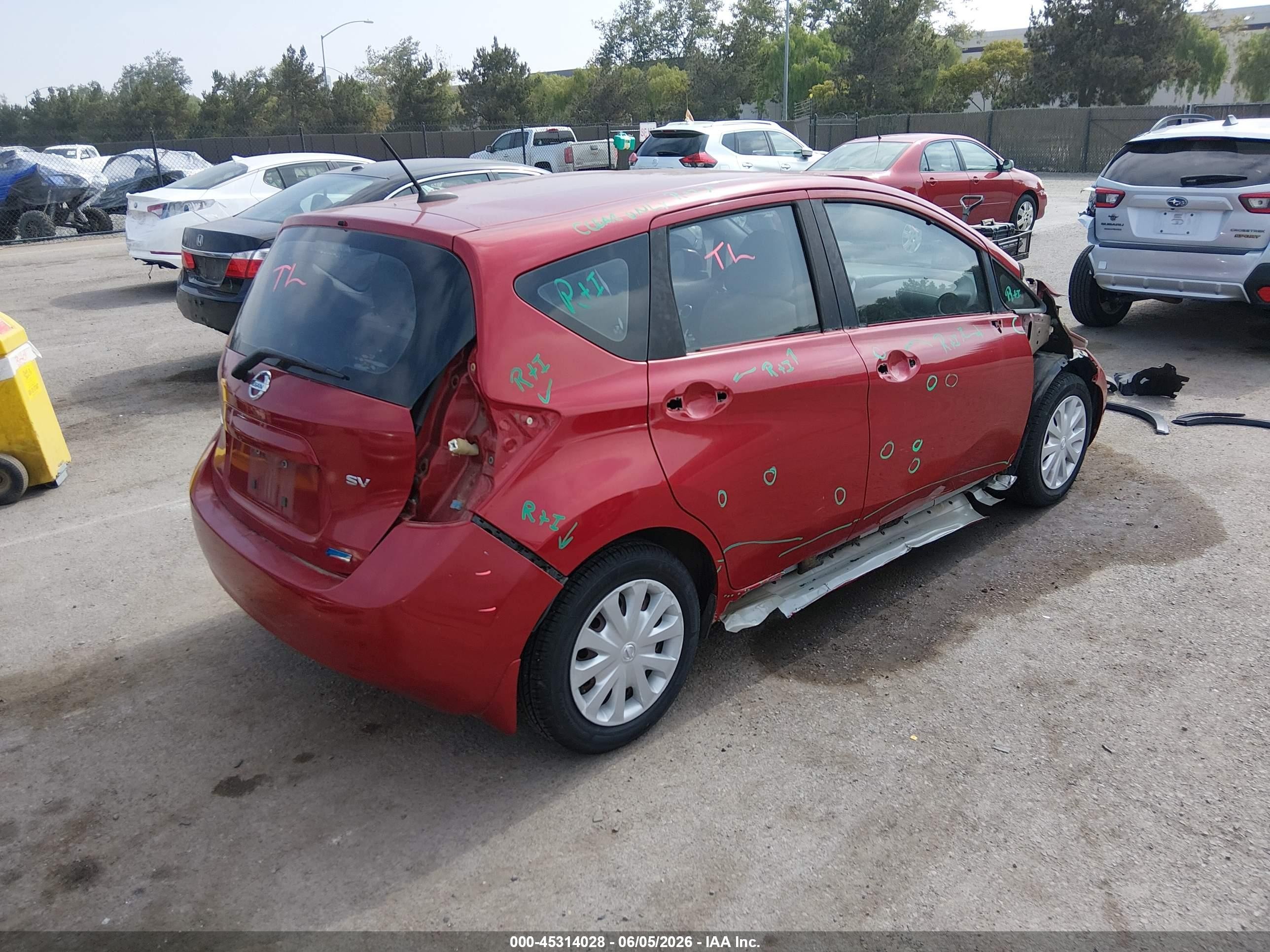 2014 Nissan Versa Note Sv Красный vin: 3N1CE2CP9EL366023
