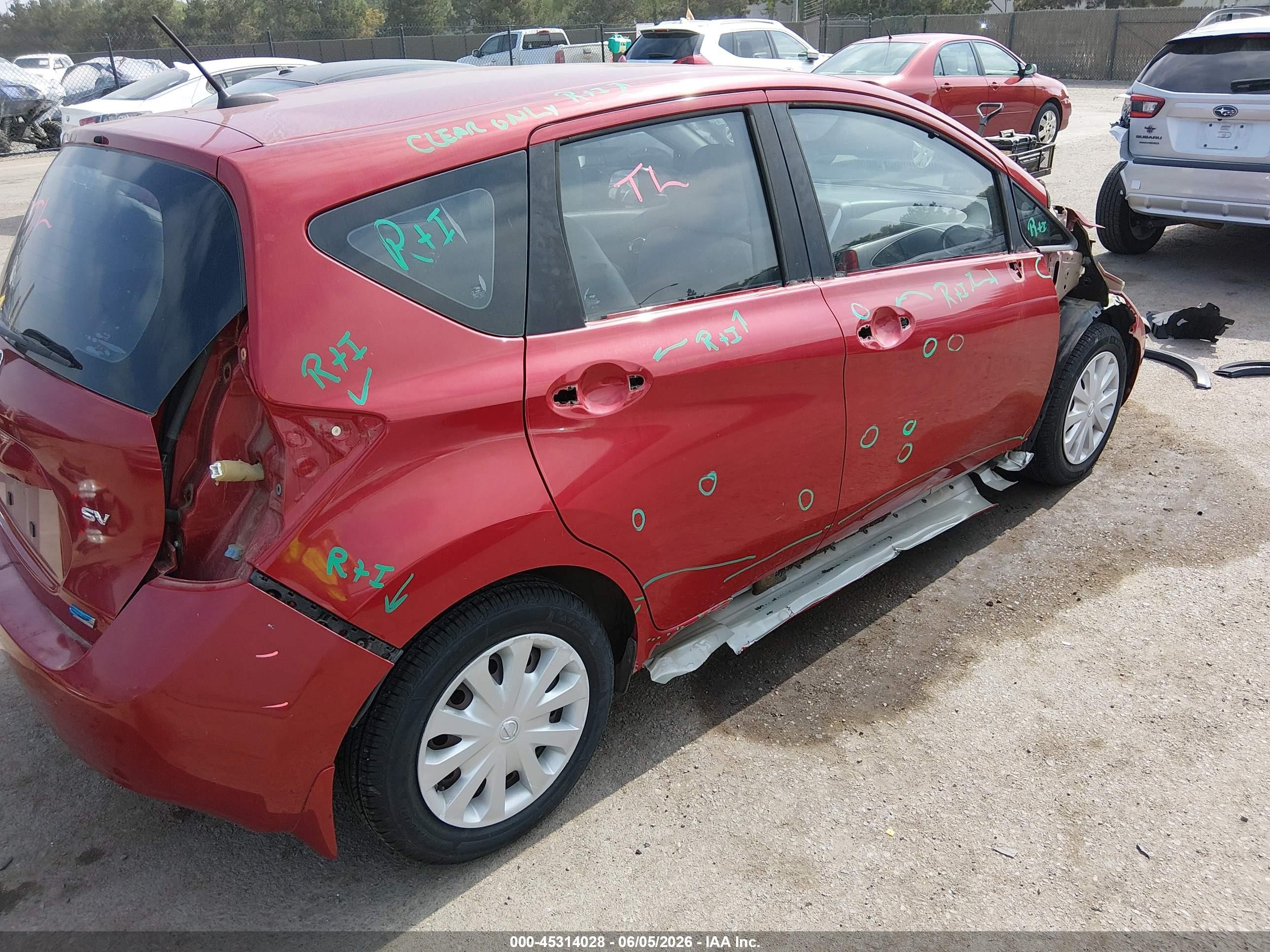 2014 Nissan Versa Note Sv Красный vin: 3N1CE2CP9EL366023
