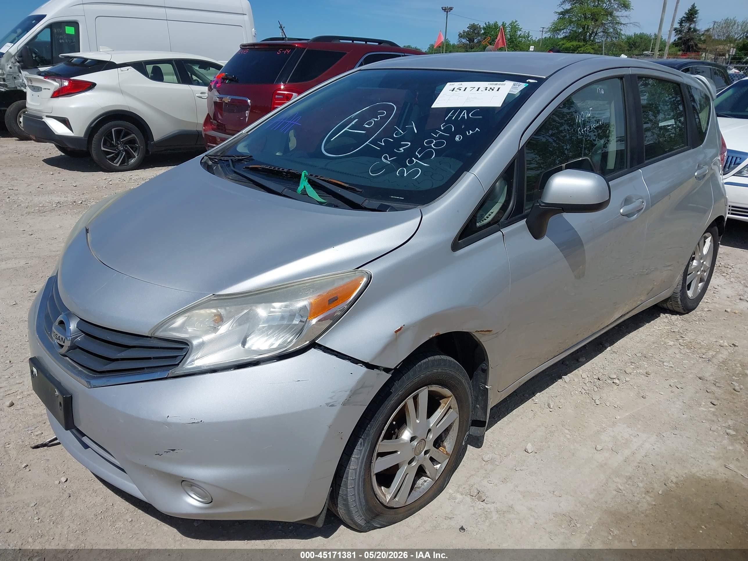 2014 Nissan Versa Note S Plus Silver vin: 3N1CE2CP9EL395845