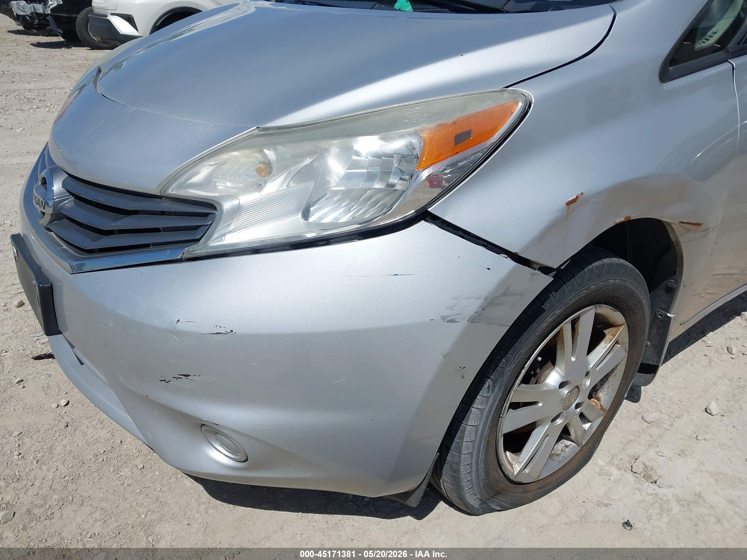 2014 Nissan Versa Note S Plus Silver vin: 3N1CE2CP9EL395845
