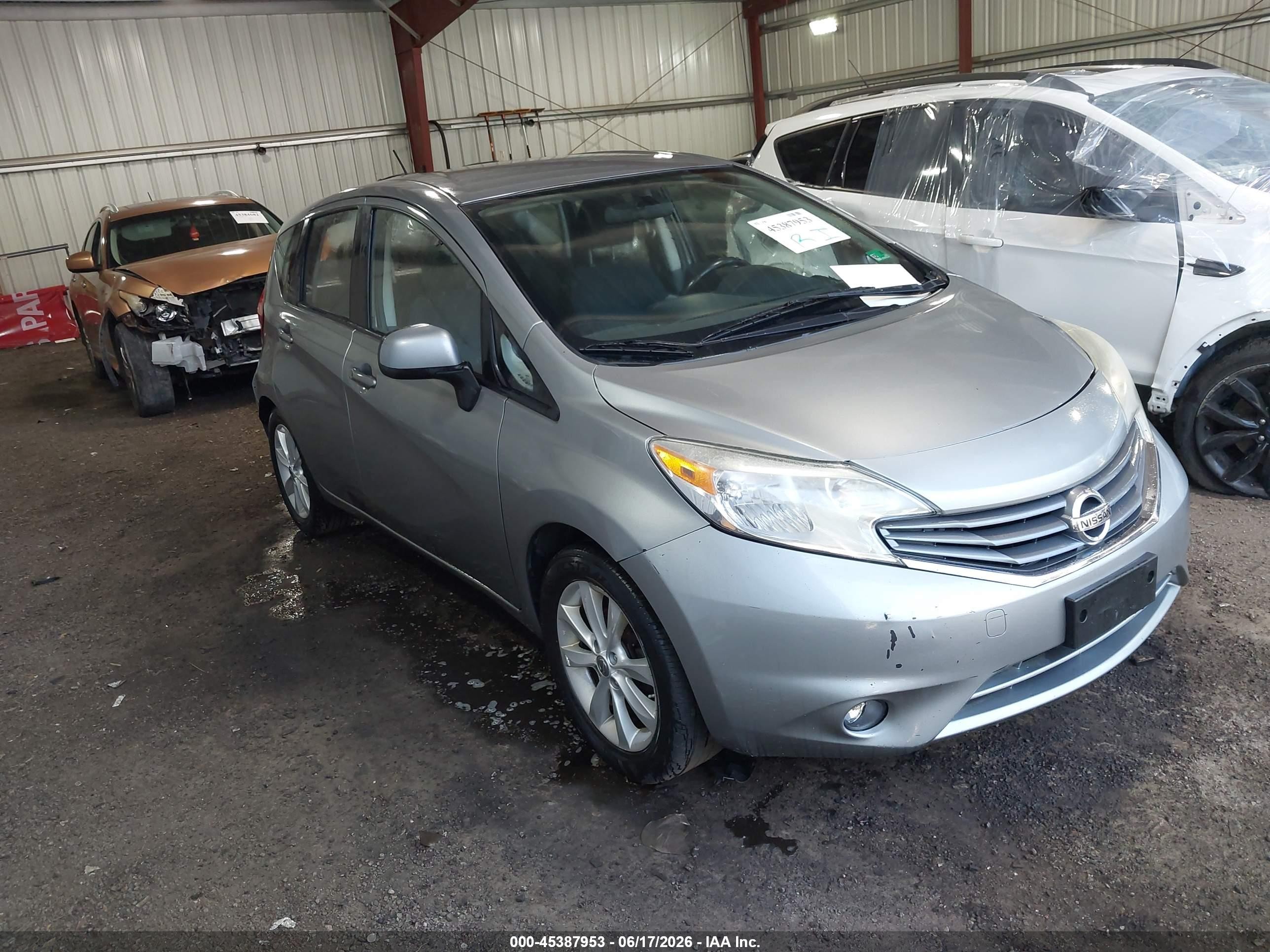 2014 Nissan Versa Note Sv Silver vin: 3N1CE2CP9EL397143