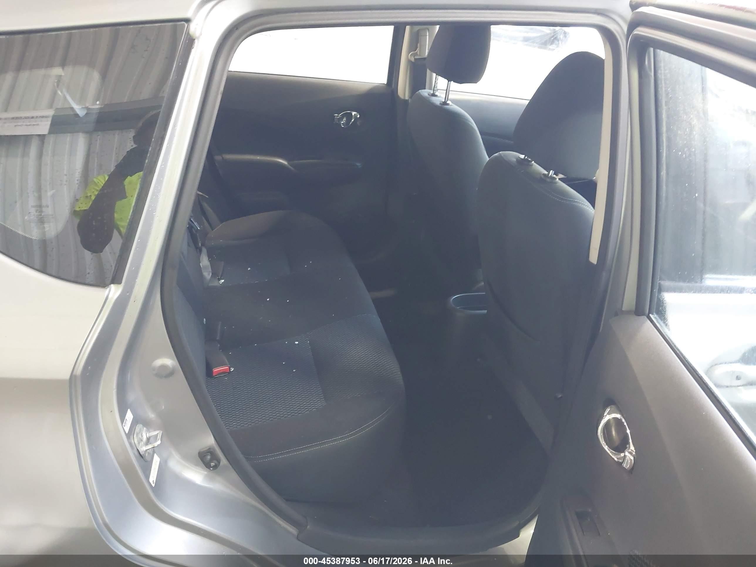 2014 Nissan Versa Note Sv Silver vin: 3N1CE2CP9EL397143