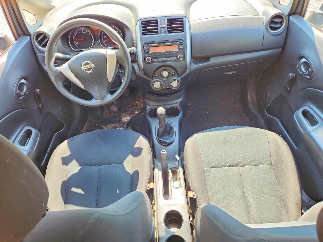 2014 Nissan Versa Note S Silver vin: 3N1CE2CP9EL413972