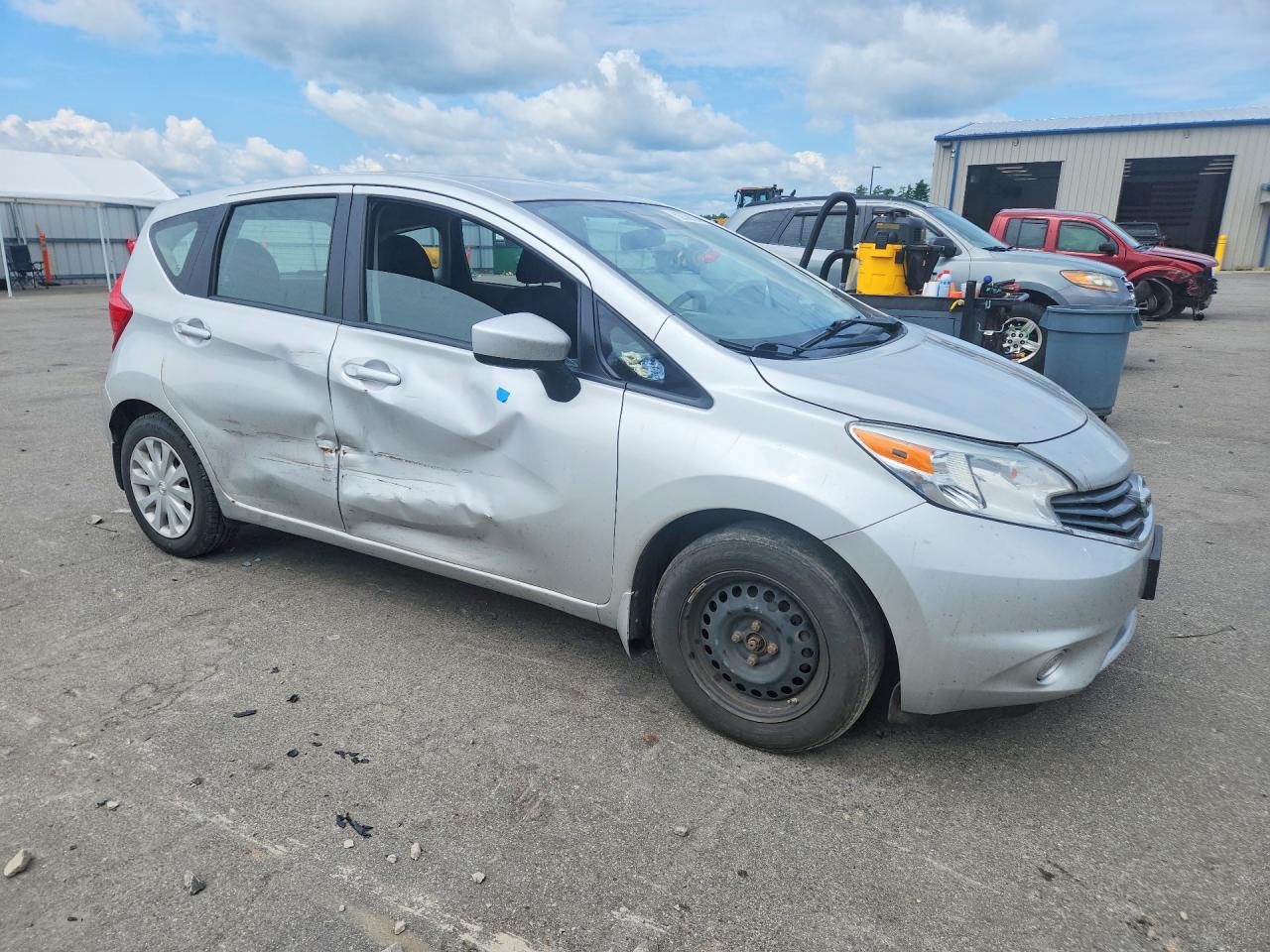 2015 Nissan Versa Note Sv Silver vin: 3N1CE2CP9FL353094