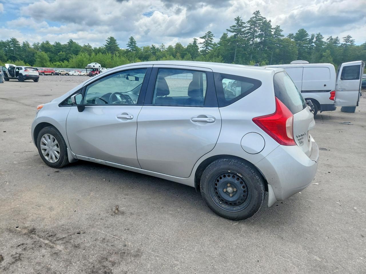 2015 Nissan Versa Note Sv Silver vin: 3N1CE2CP9FL353094