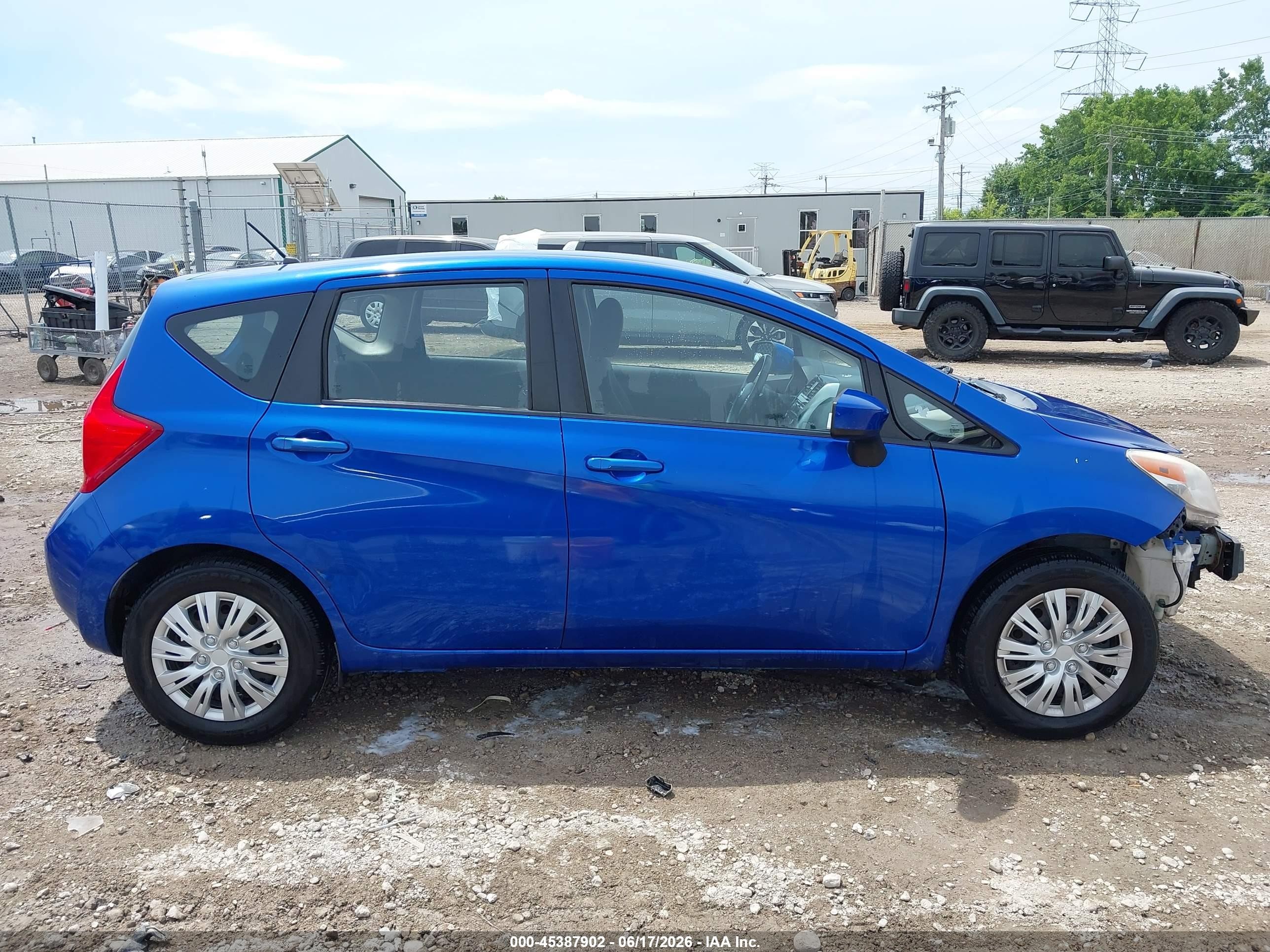 2015 Nissan Versa Note S (sr)/s Plus/sl/sr/sv Blue vin: 3N1CE2CP9FL360465