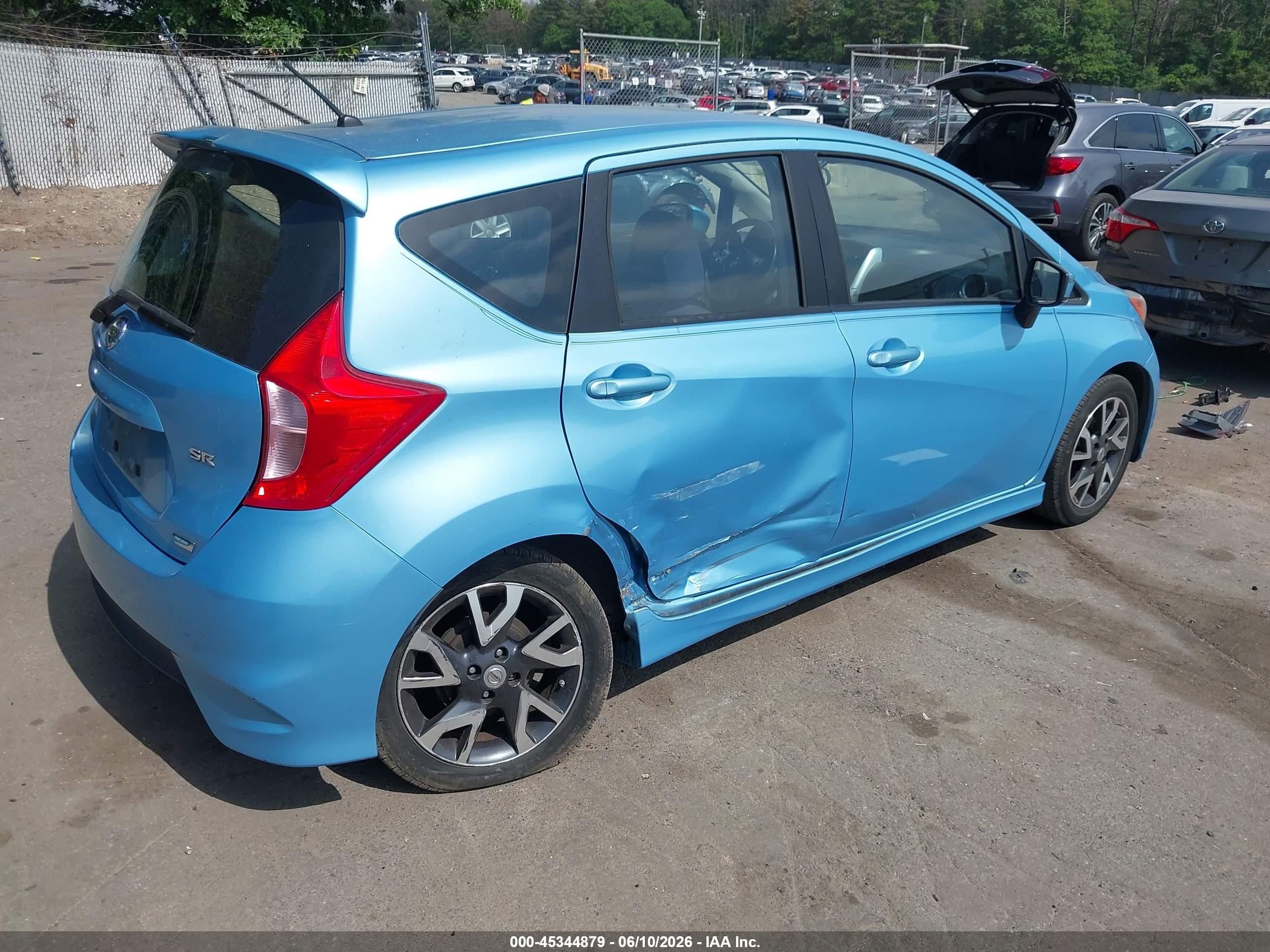 2015 Nissan Versa Note Sr Blue vin: 3N1CE2CP9FL360546