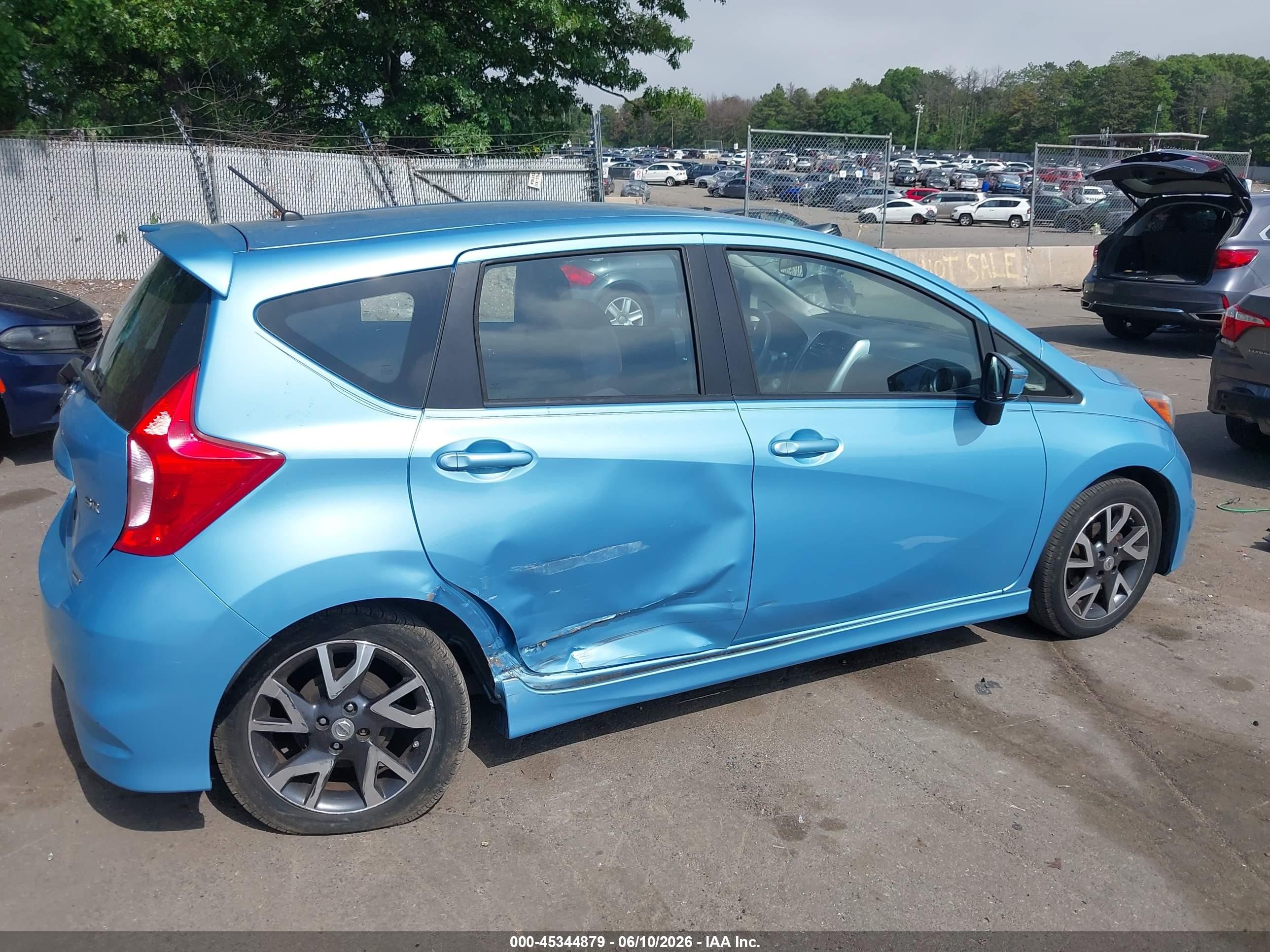 2015 Nissan Versa Note Sr Blue vin: 3N1CE2CP9FL360546