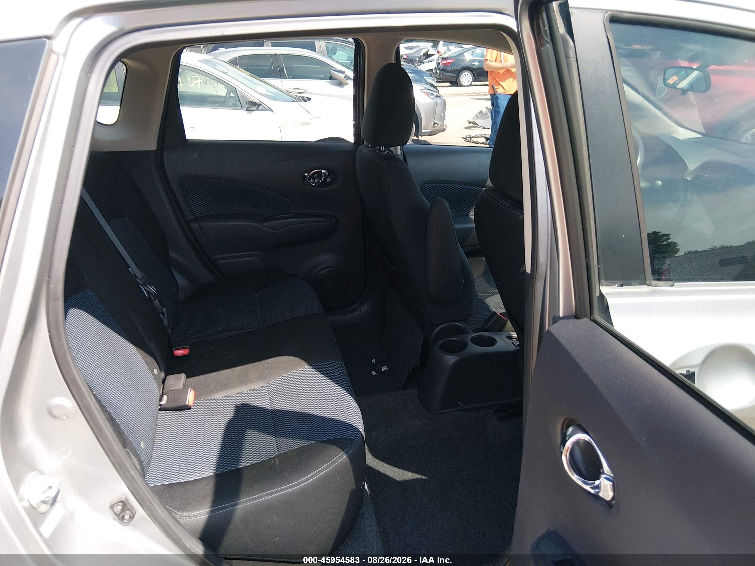 2015 Nissan Versa Note Sv Серебряный vin: 3N1CE2CP9FL366234