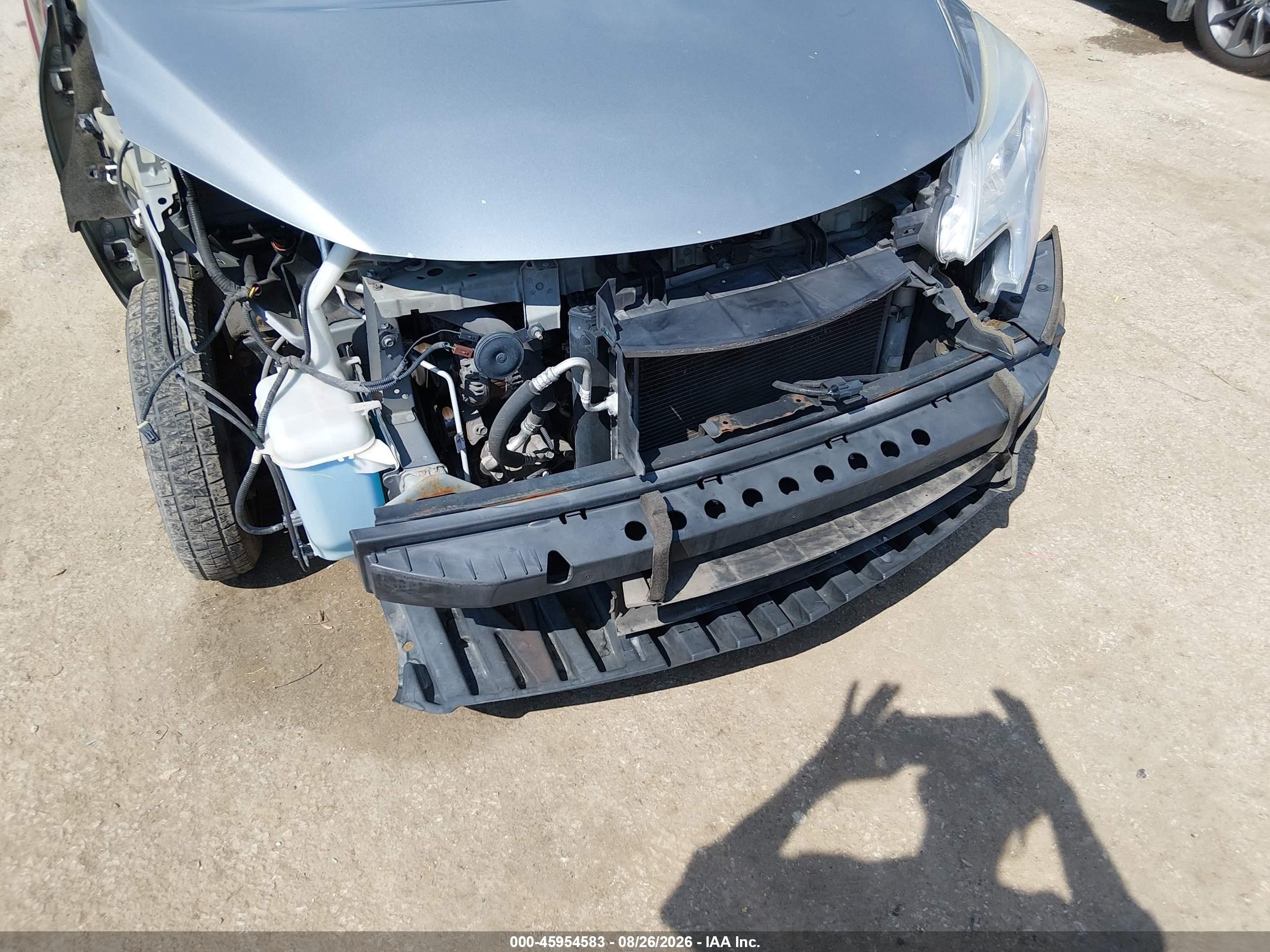 2015 Nissan Versa Note Sv Серебряный vin: 3N1CE2CP9FL366234