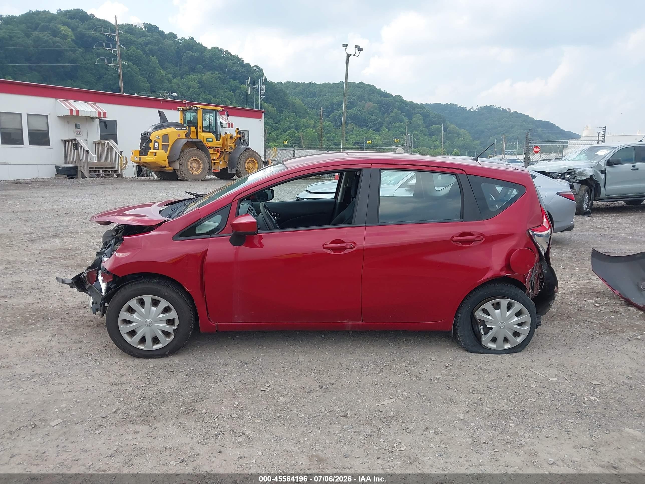 2015 Nissan Versa Note S (sr)/s Plus/sl/sr/sv Красный vin: 3N1CE2CP9FL377055