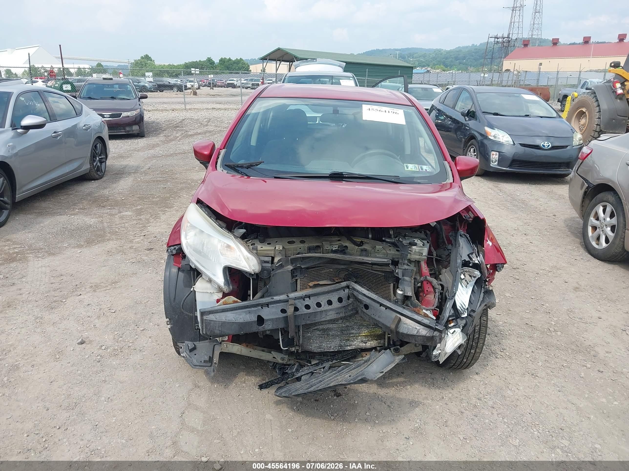 2015 Nissan Versa Note S (sr)/s Plus/sl/sr/sv Красный vin: 3N1CE2CP9FL377055