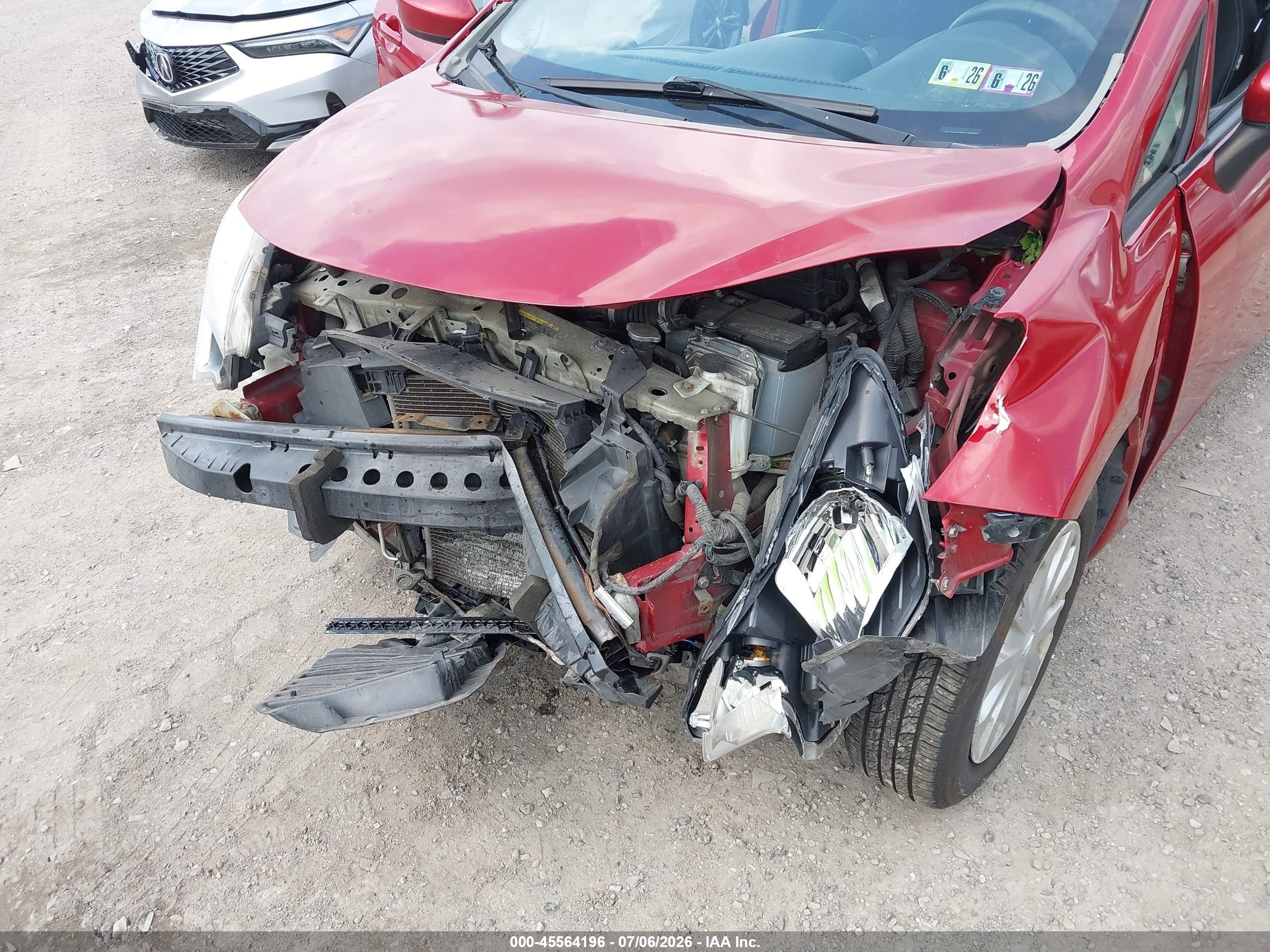 2015 Nissan Versa Note S (sr)/s Plus/sl/sr/sv Красный vin: 3N1CE2CP9FL377055
