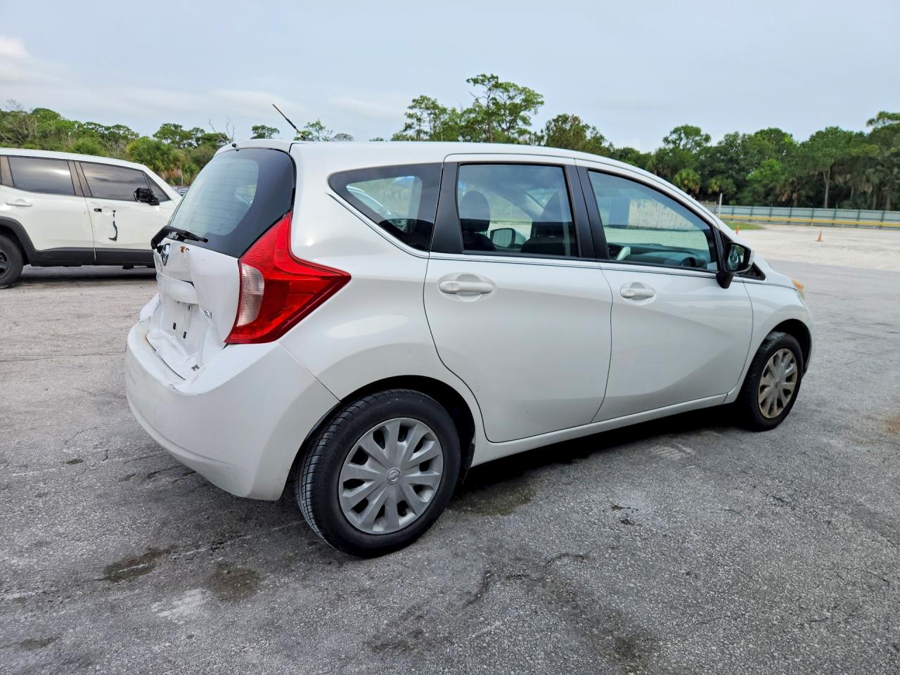 2015 Nissan Versa Note Sv White vin: 3N1CE2CP9FL382837
