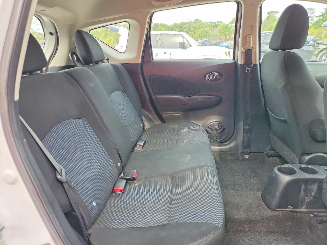 2015 Nissan Versa Note Sv White vin: 3N1CE2CP9FL382837