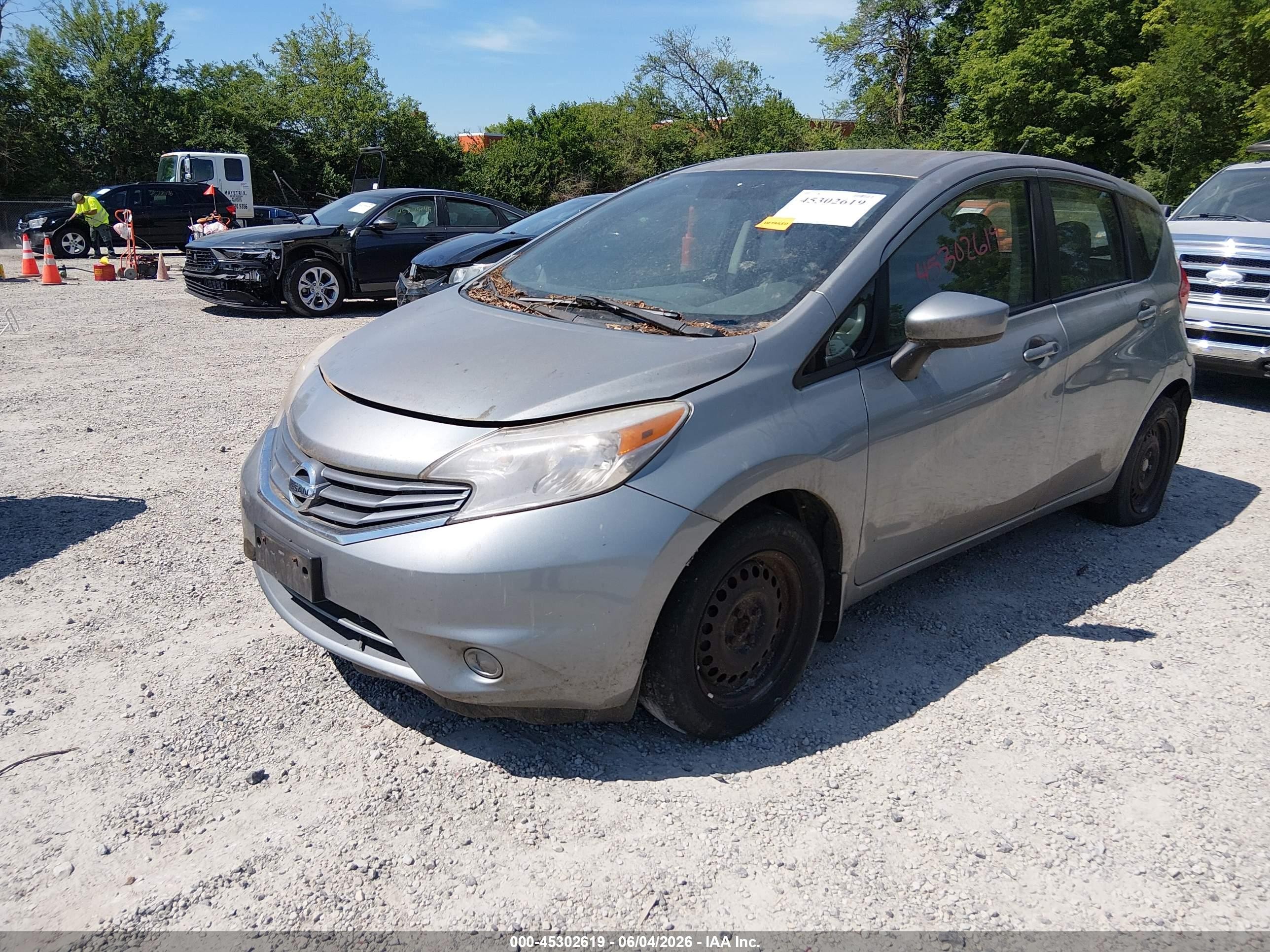 2015 Nissan Versa Note Sv Серебряный vin: 3N1CE2CP9FL383910