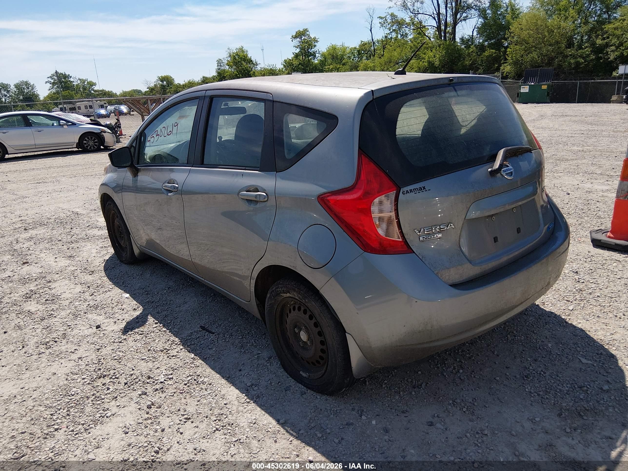 2015 Nissan Versa Note Sv Серебряный vin: 3N1CE2CP9FL383910