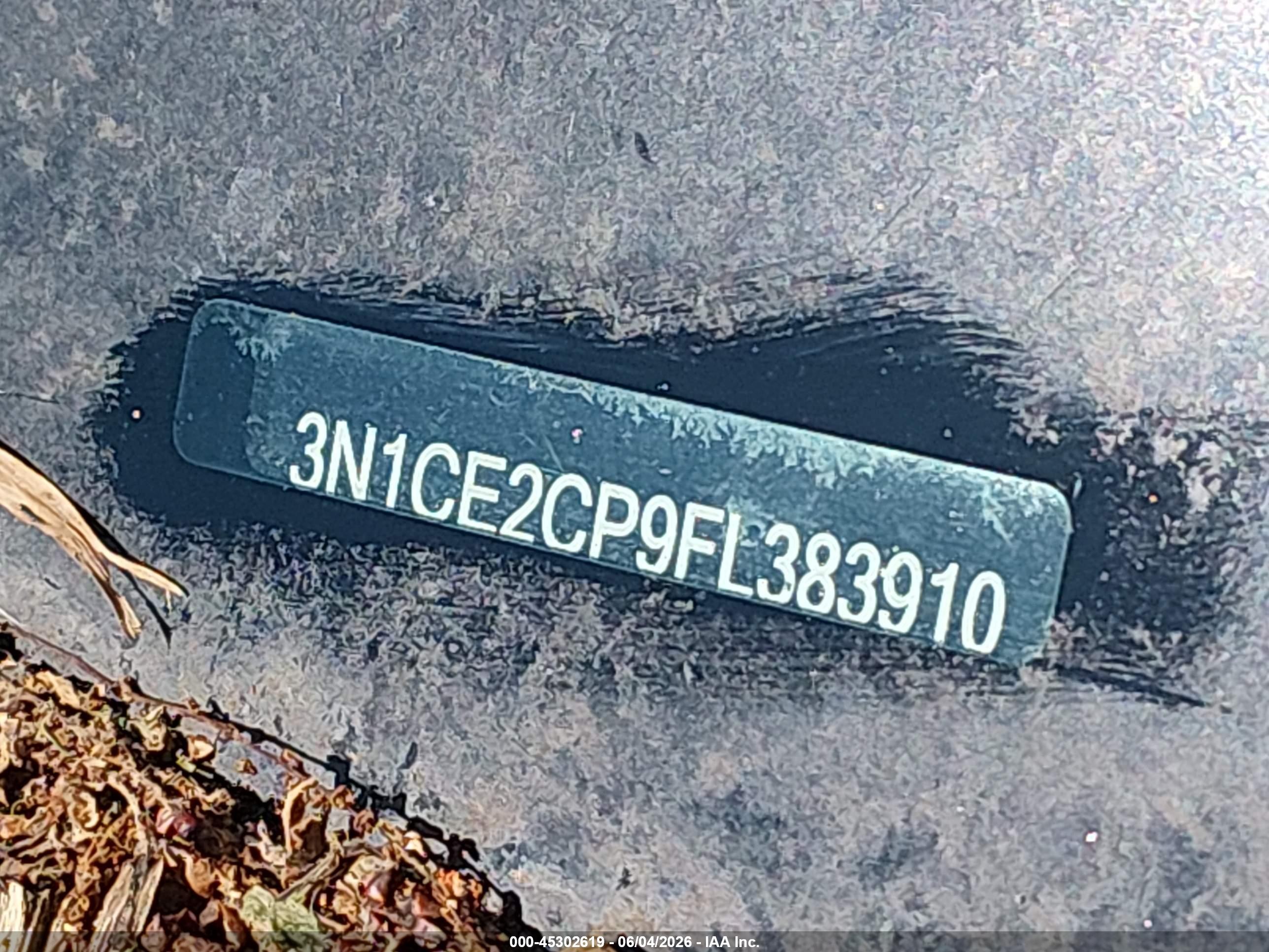 2015 Nissan Versa Note Sv Серебряный vin: 3N1CE2CP9FL383910
