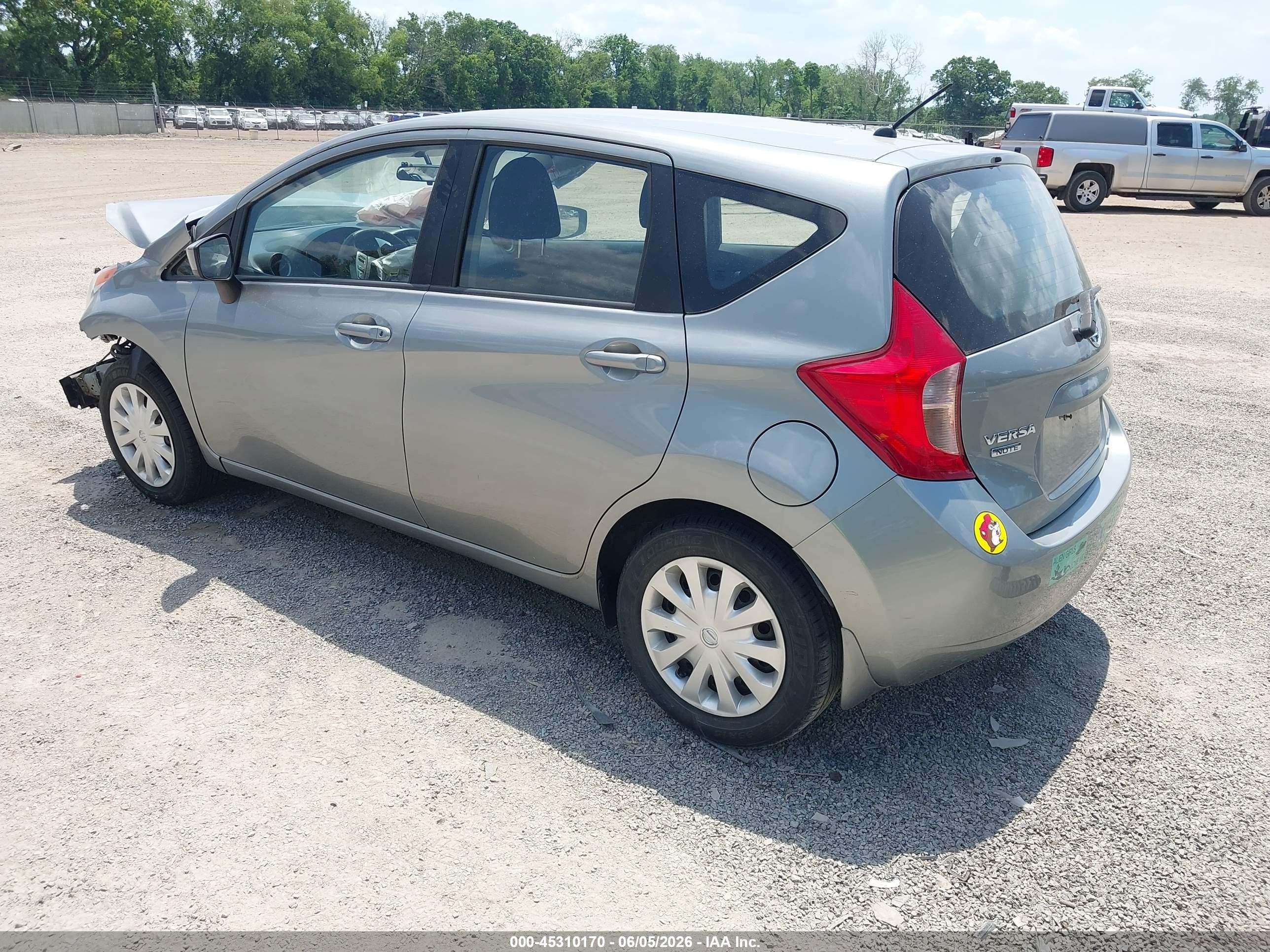 2015 Nissan Versa Note S Plus Silver vin: 3N1CE2CP9FL427792