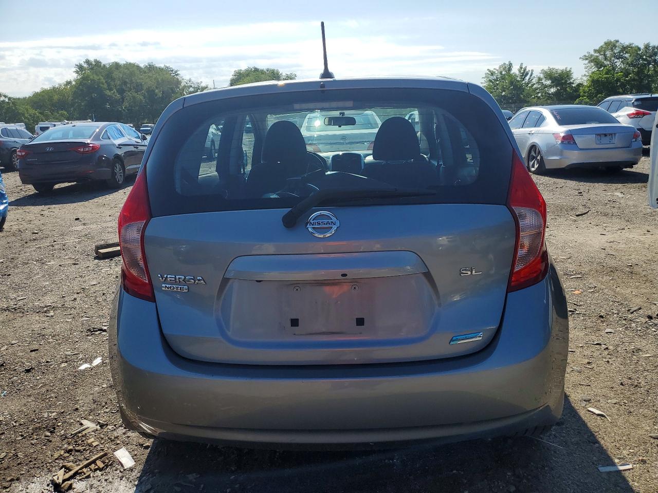 2015 Nissan Versa Note Sl Silver vin: 3N1CE2CP9FL437643