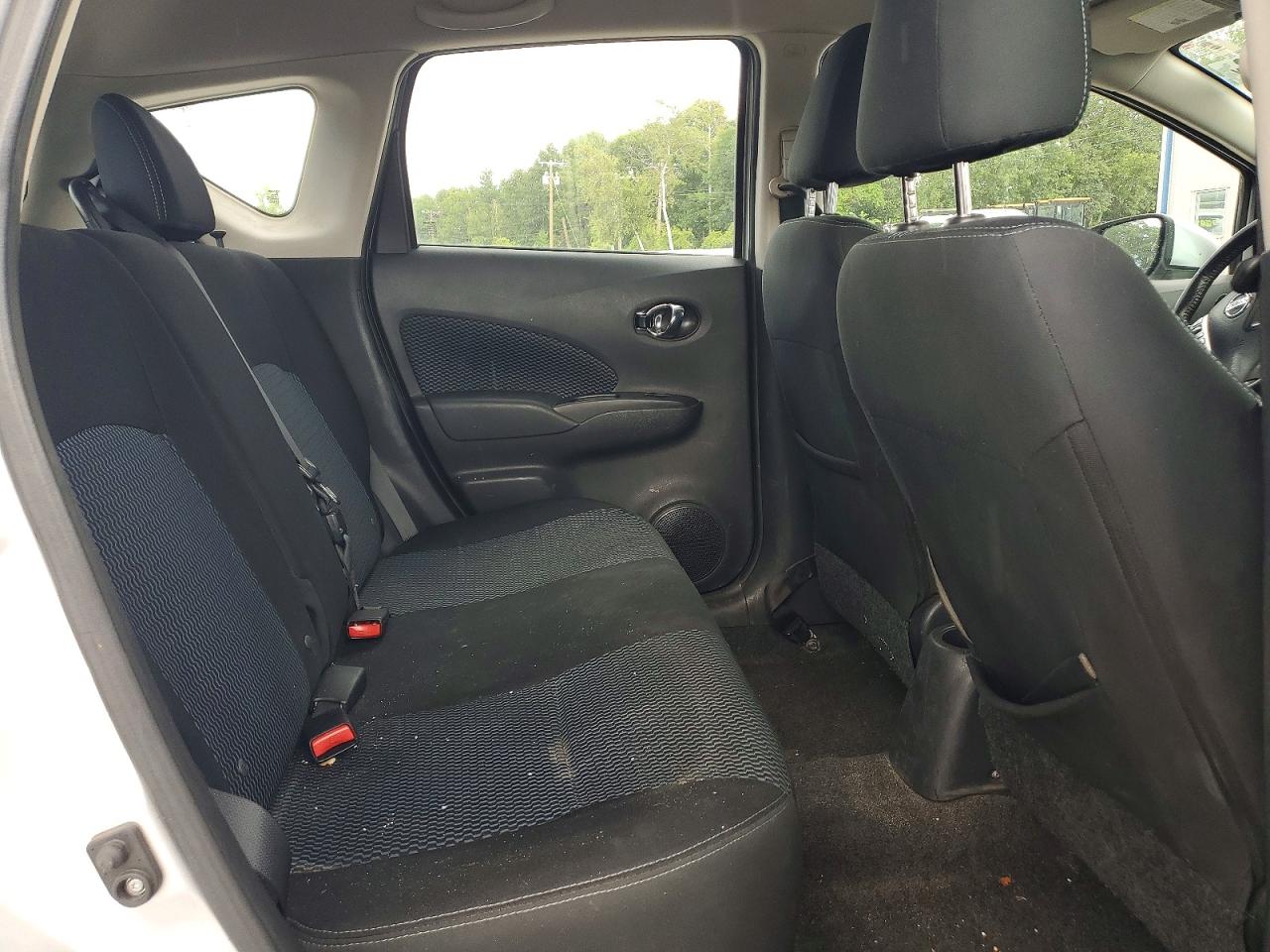 2015 Nissan Versa Note Sv Silver vin: 3N1CE2CP9FL438131