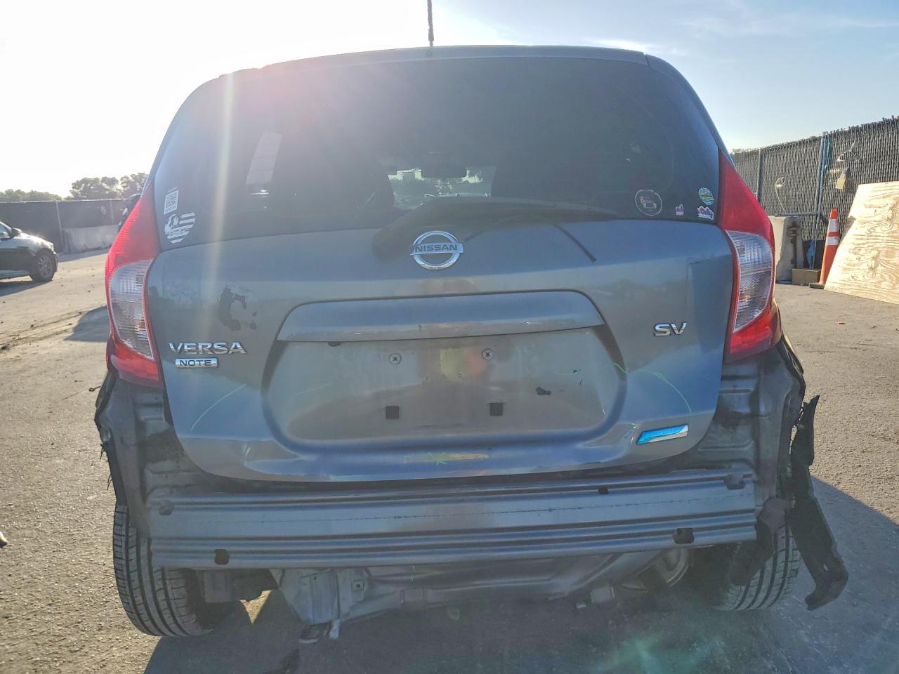 2016 Nissan Versa Note Sv Gray vin: 3N1CE2CP9GL365571