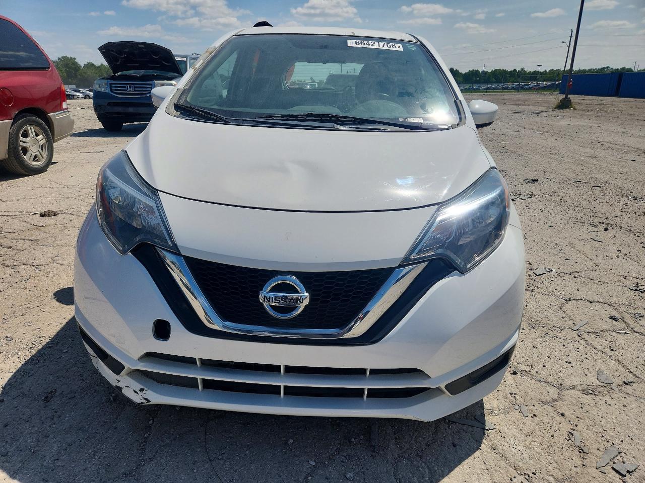 2018 Nissan Versa Note S Белый vin: 3N1CE2CP9JL352374