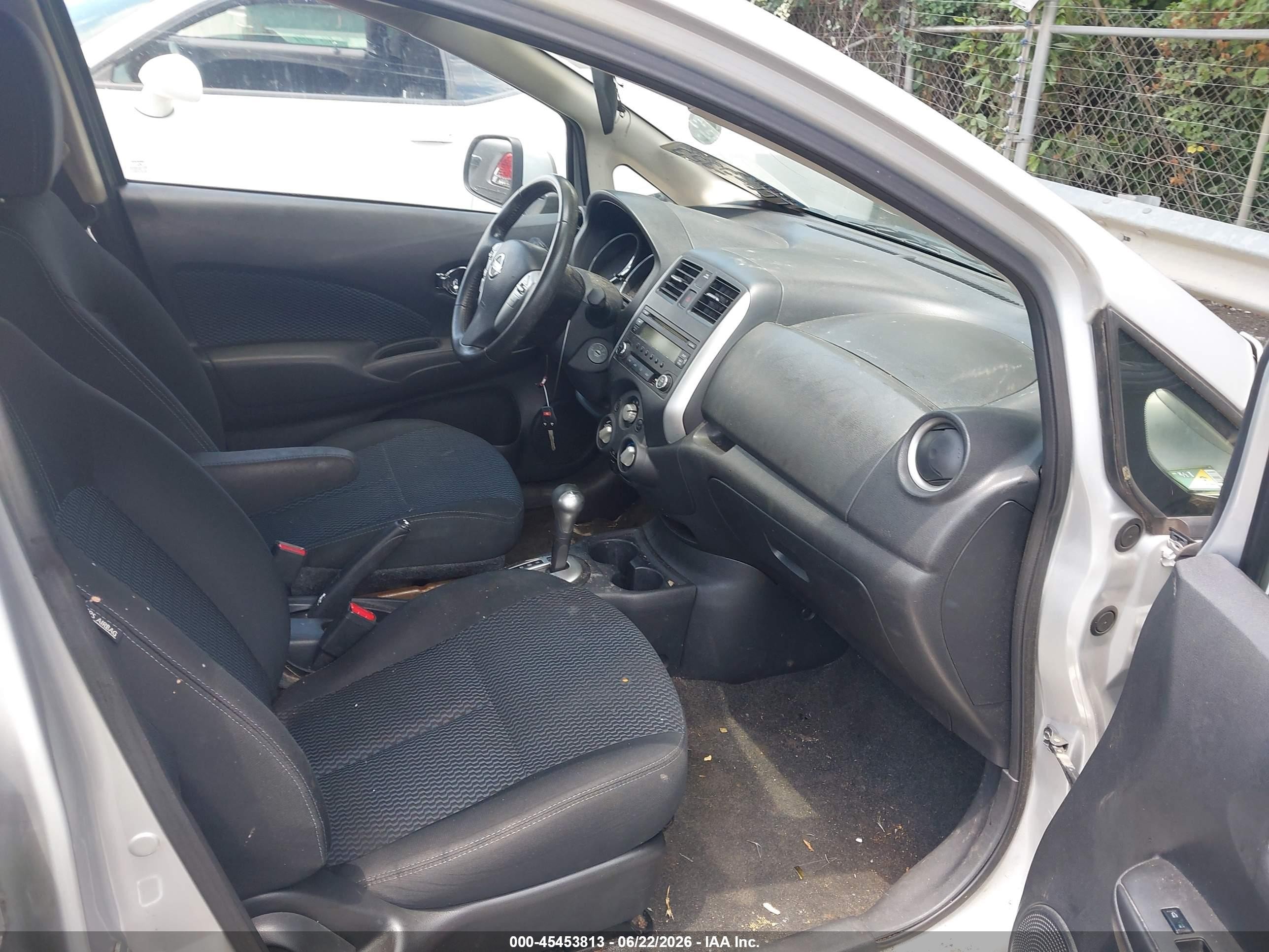2014 Nissan Versa Note Sv Silver vin: 3N1CE2CPXEL406755