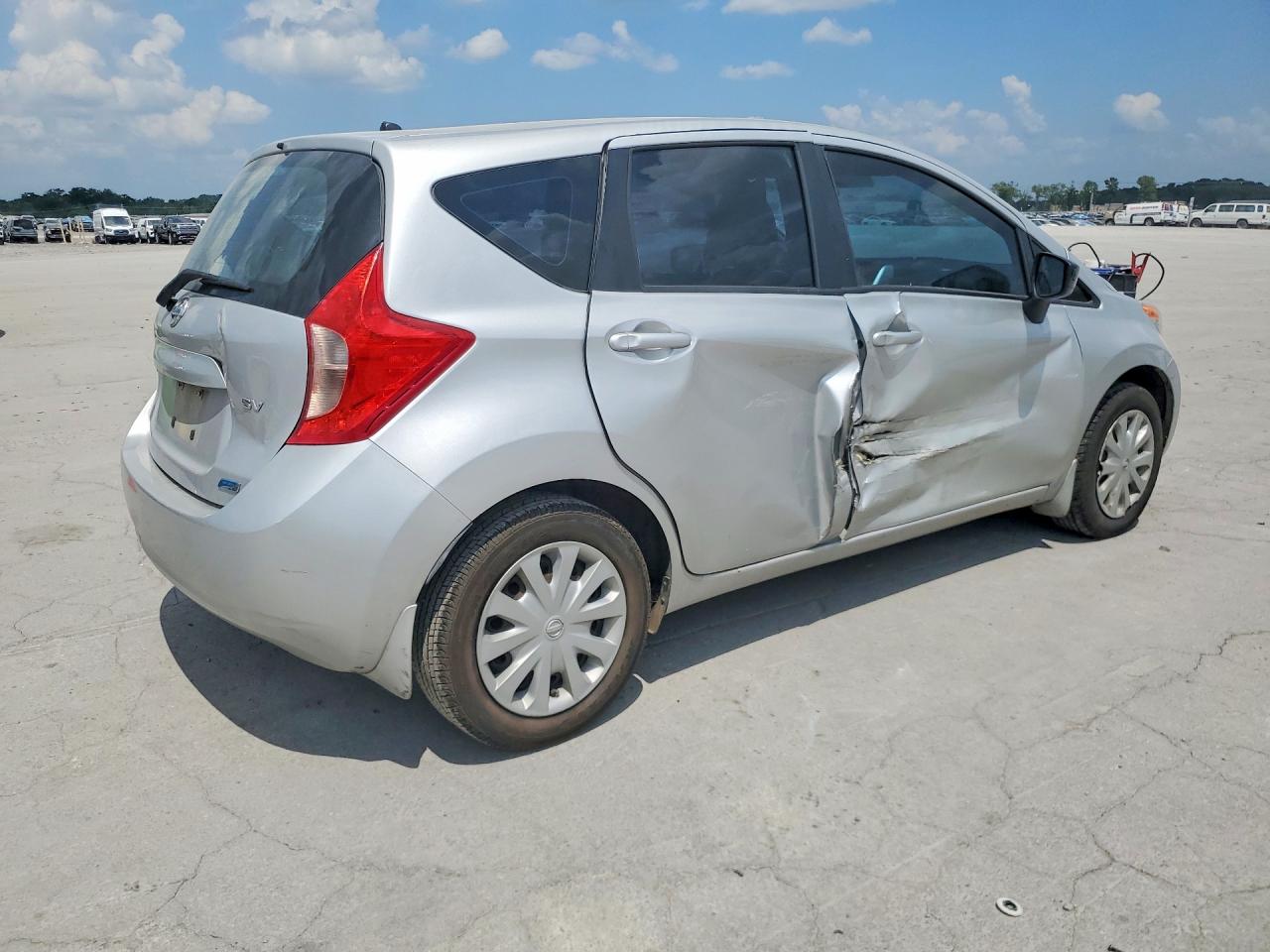 2015 Nissan Versa Note Sv Silver vin: 3N1CE2CPXFL361060