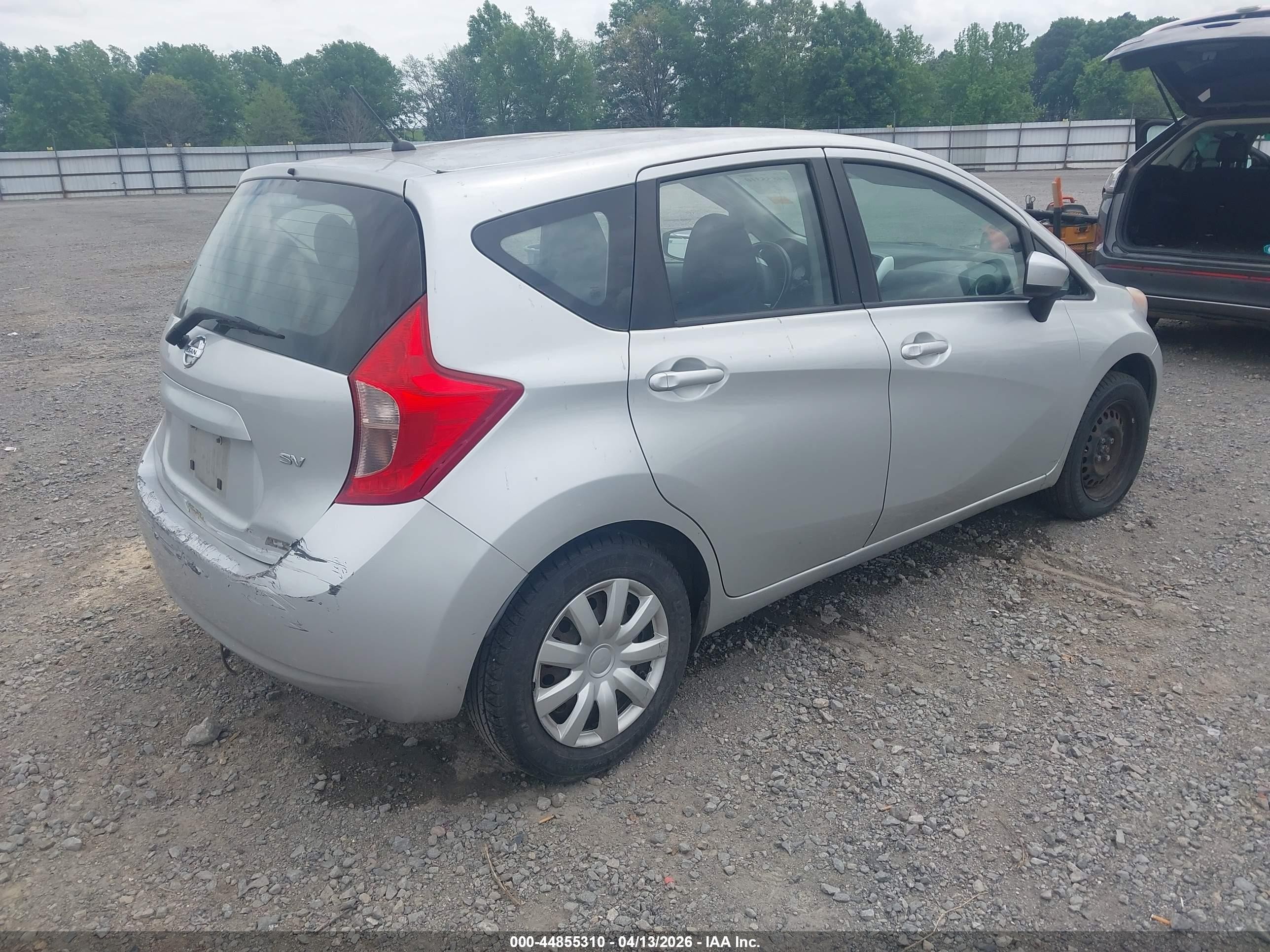2015 Nissan Versa Note S (sr)/s Plus/sl/sr/sv Silver vin: 3N1CE2CPXFL363908
