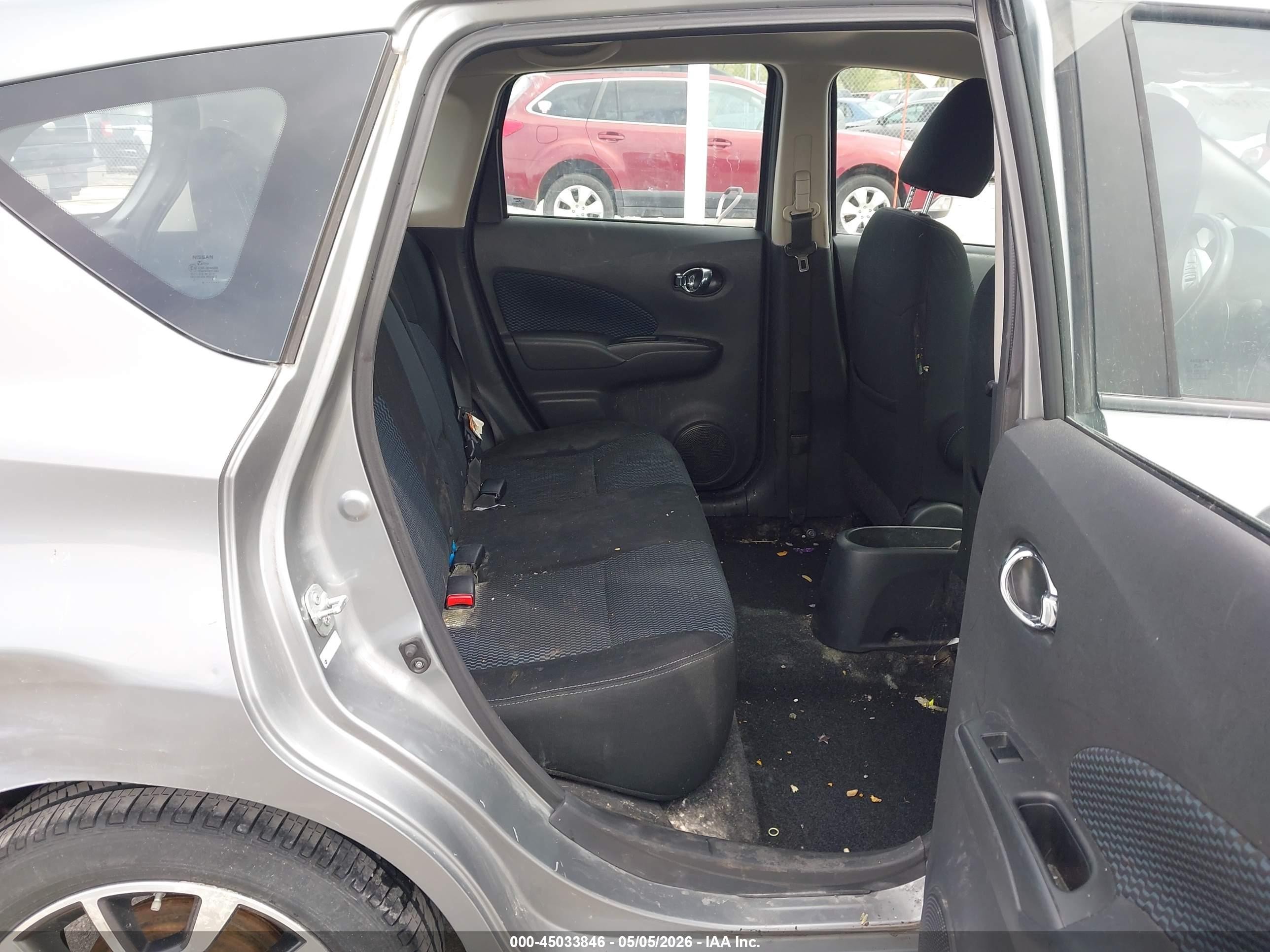 2015 Nissan Versa Note Sl Silver vin: 3N1CE2CPXFL371409