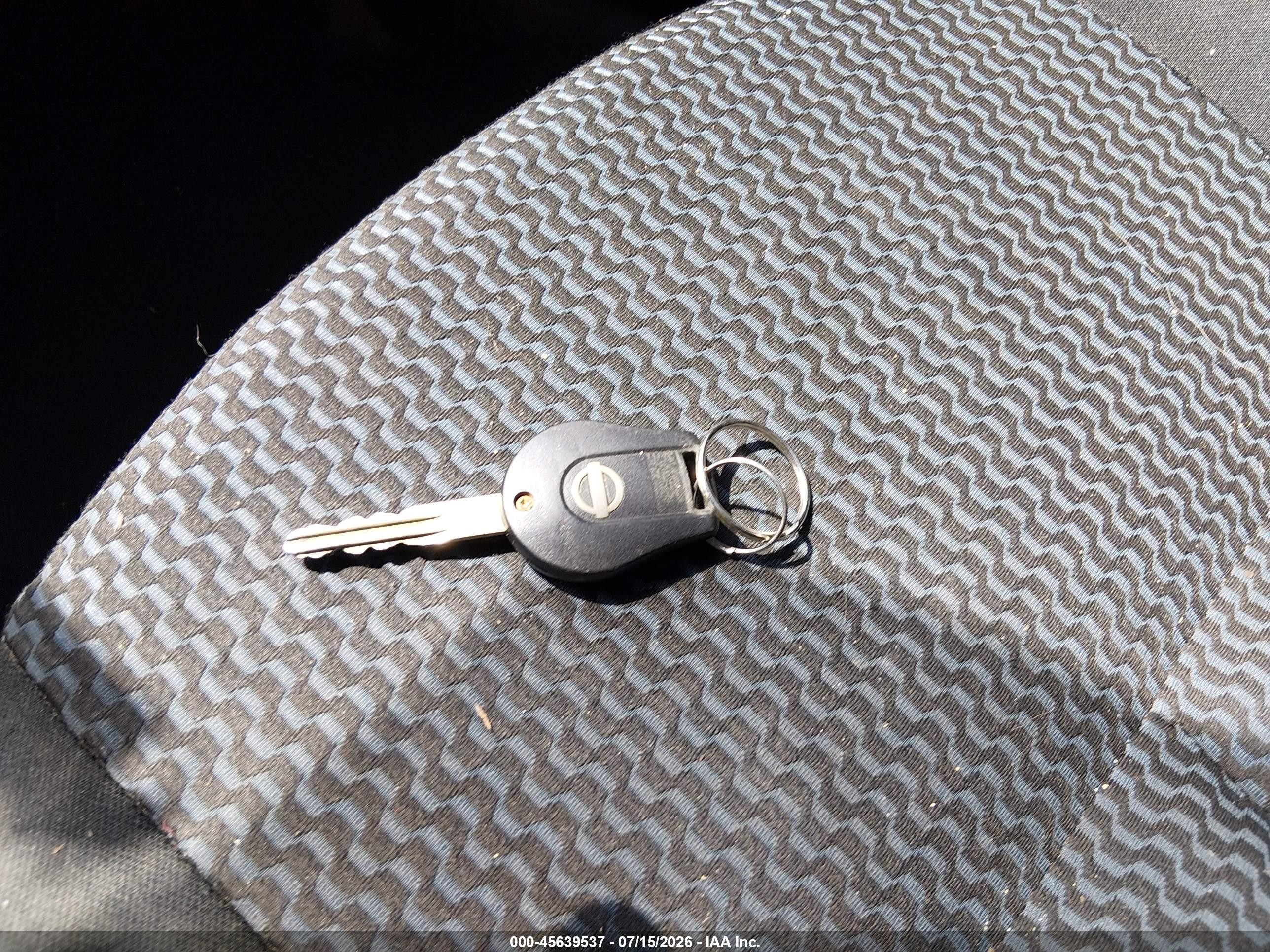 2015 Nissan Versa Note Sv Silver vin: 3N1CE2CPXFL392065