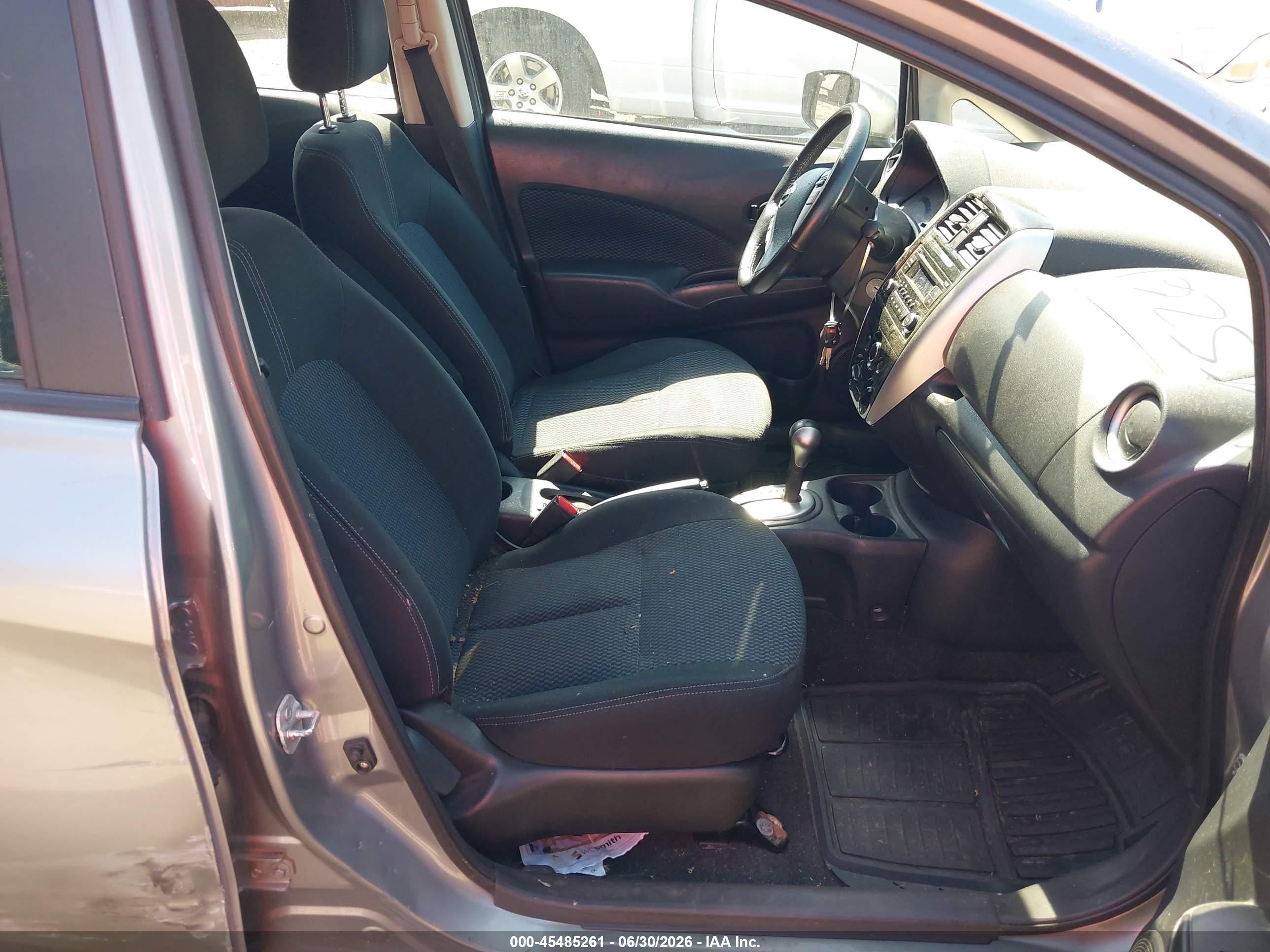 2015 Nissan Versa Note S (sr)/s Plus/sl/sr/sv Silver vin: 3N1CE2CPXFL395239