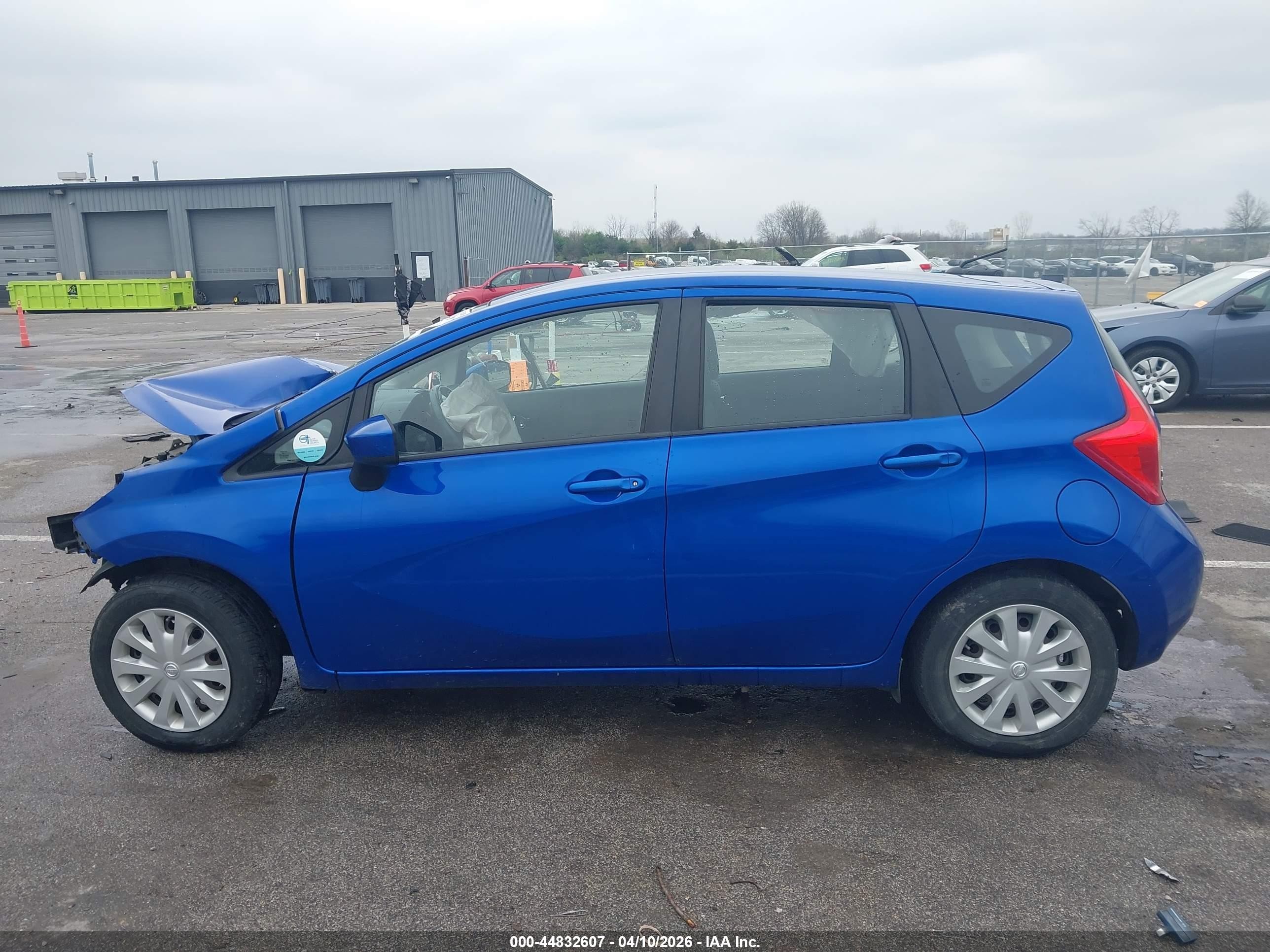 2015 Nissan Versa Note S (sr)/s Plus/sl/sr/sv Синий vin: 3N1CE2CPXFL417756