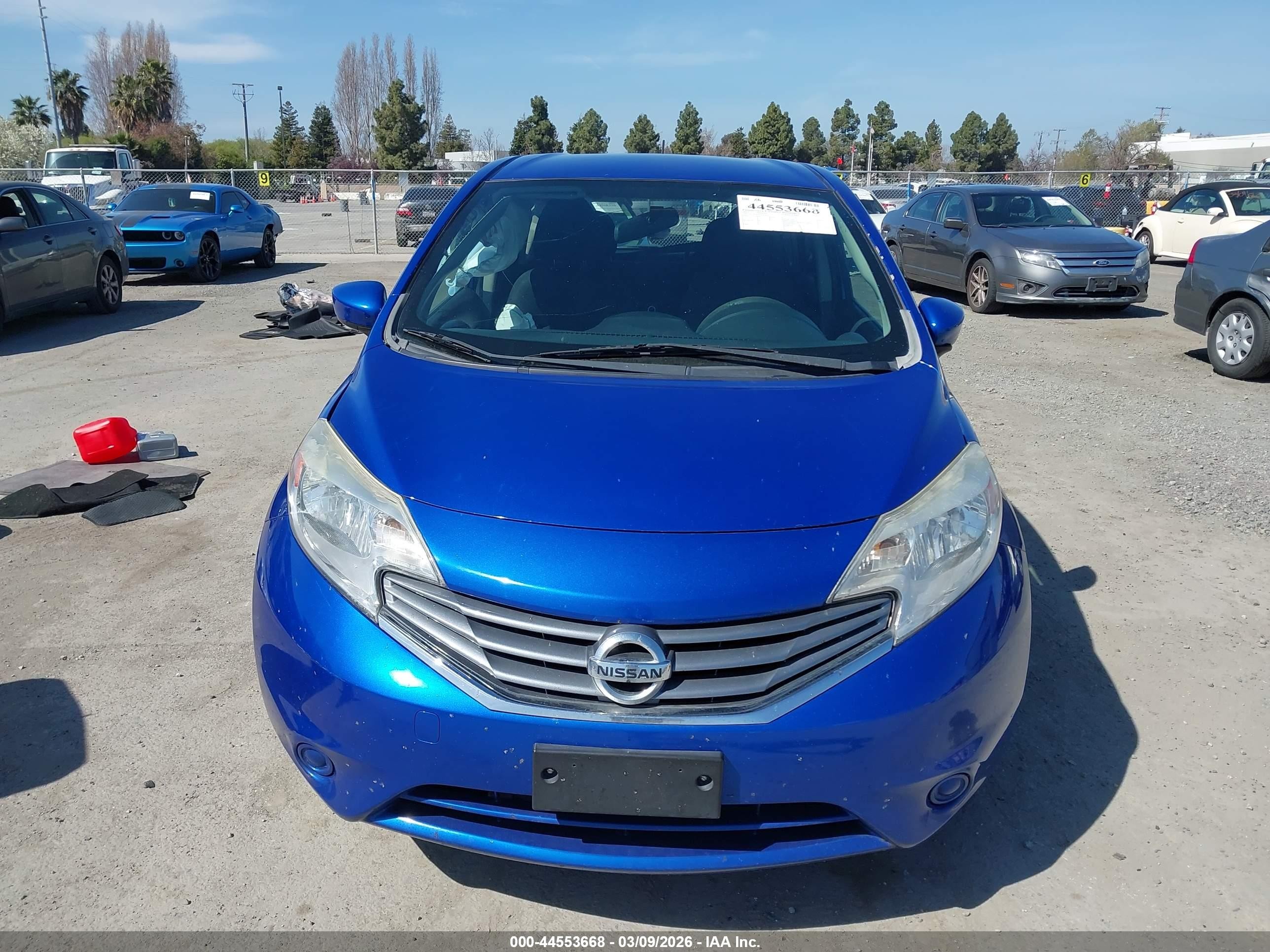 2015 Nissan Versa Note S Plus Blue vin: 3N1CE2CPXFL436520