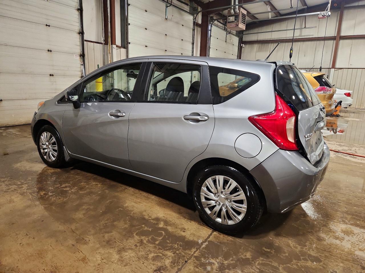 2015 Nissan Versa Note Sv Gray vin: 3N1CE2CPXFL441197