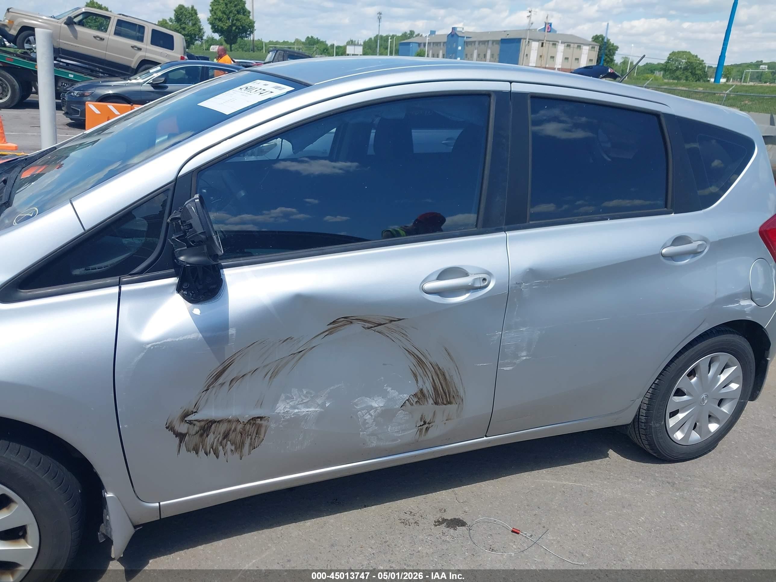 2015 Nissan Versa Note S Plus Silver vin: 3N1CE2CPXFL449140