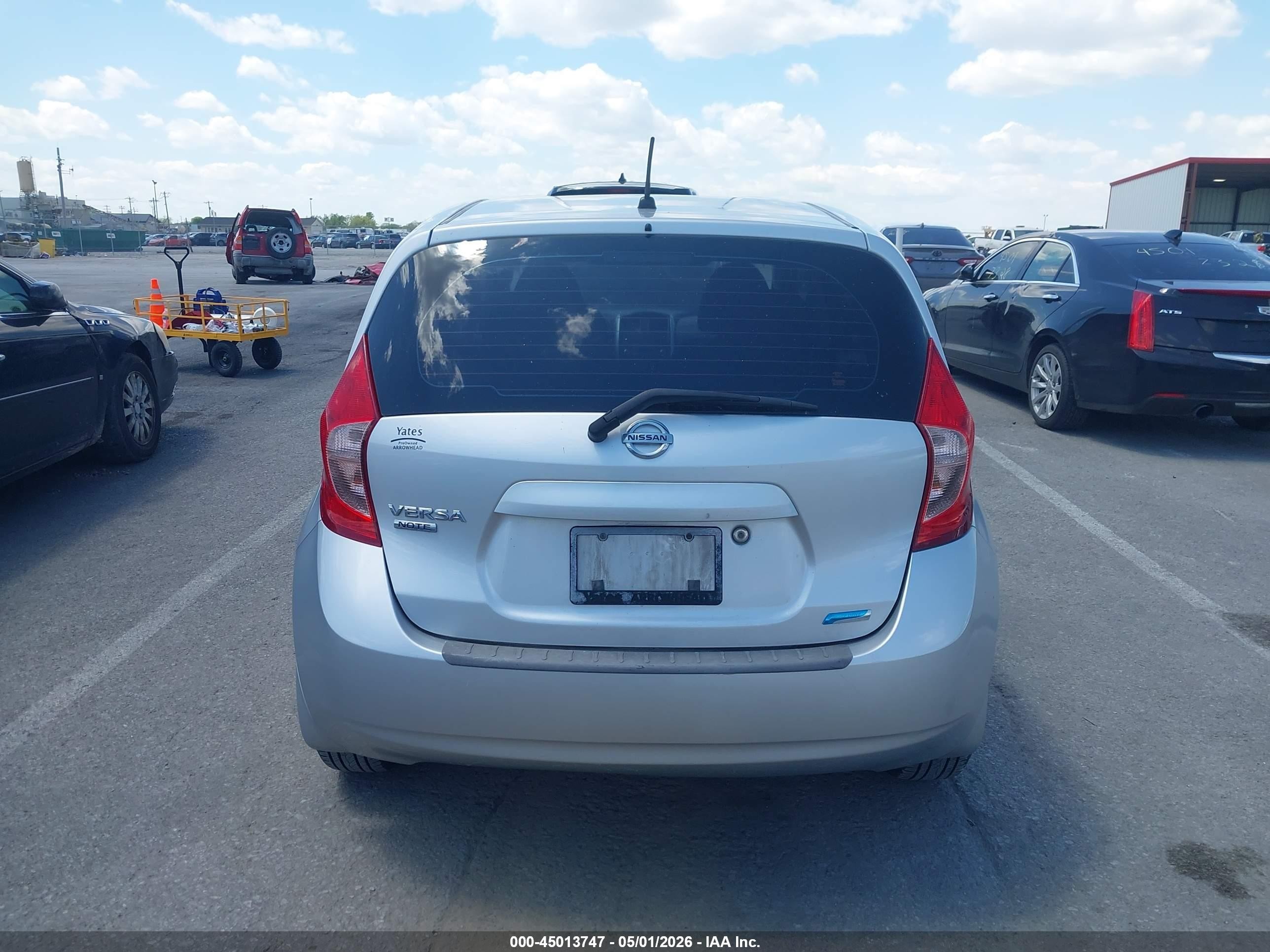 2015 Nissan Versa Note S Plus Silver vin: 3N1CE2CPXFL449140