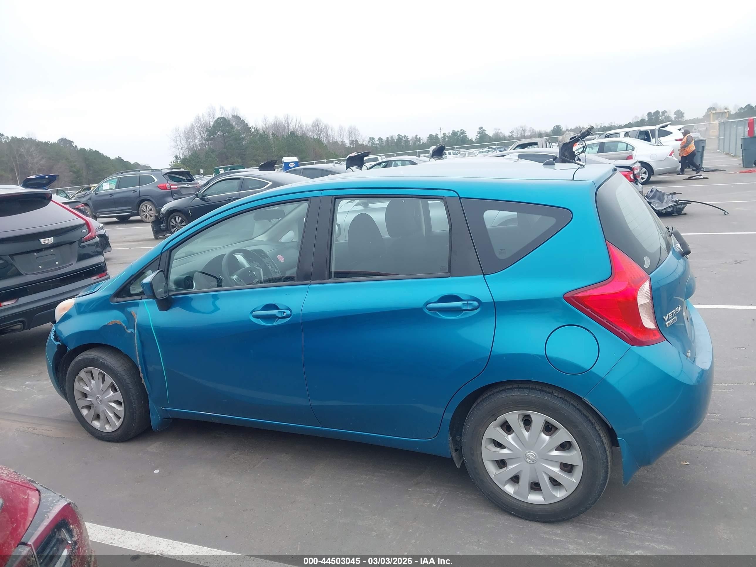 2016 Nissan Versa Note S Plus Blue vin: 3N1CE2CPXGL370424