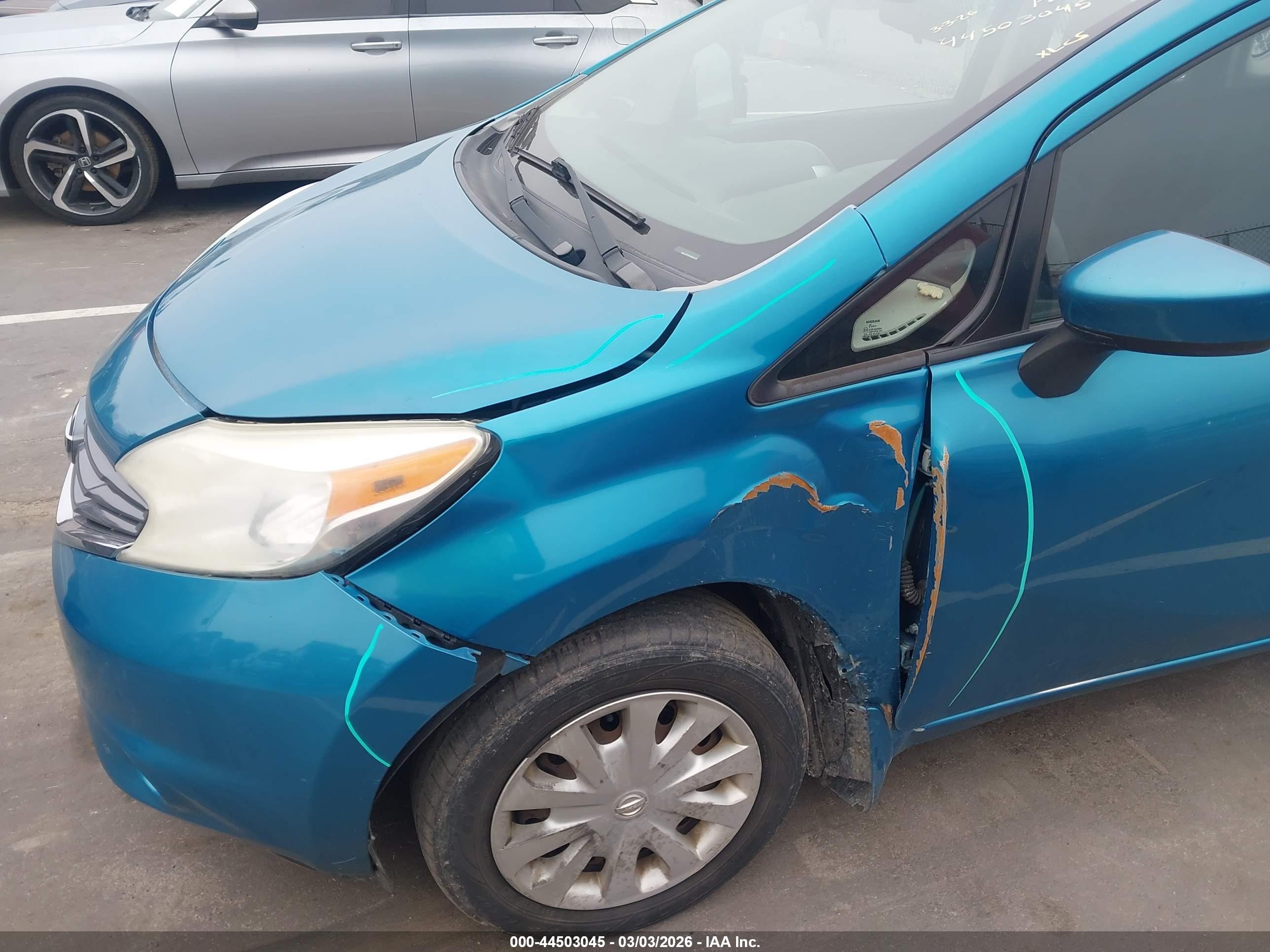2016 Nissan Versa Note S Plus Blue vin: 3N1CE2CPXGL370424