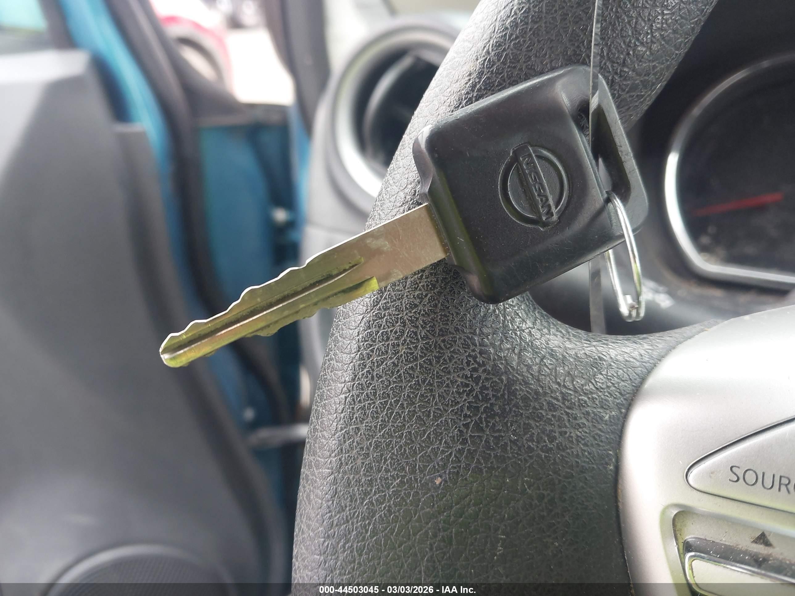 2016 Nissan Versa Note S Plus Blue vin: 3N1CE2CPXGL370424