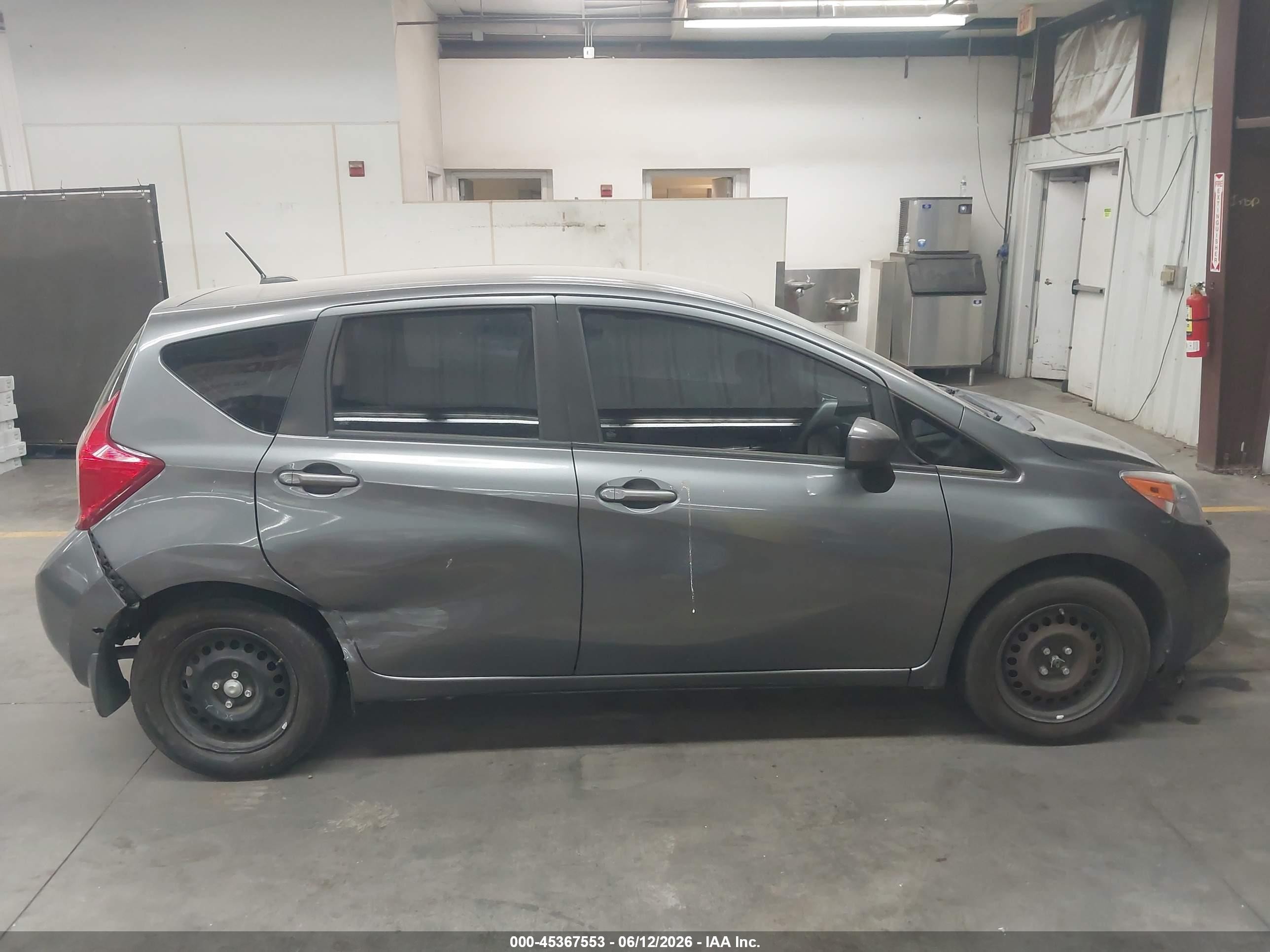 2016 Nissan Versa Note Sv Gray vin: 3N1CE2CPXGL389006