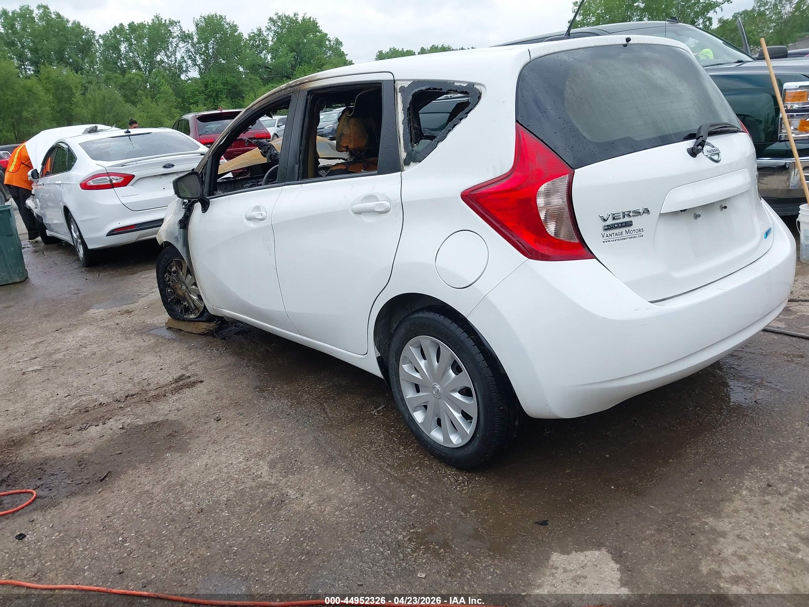 2016 Nissan Versa Note S (sr)/s Plus/sl/sr/sv White vin: 3N1CE2CPXGL402966